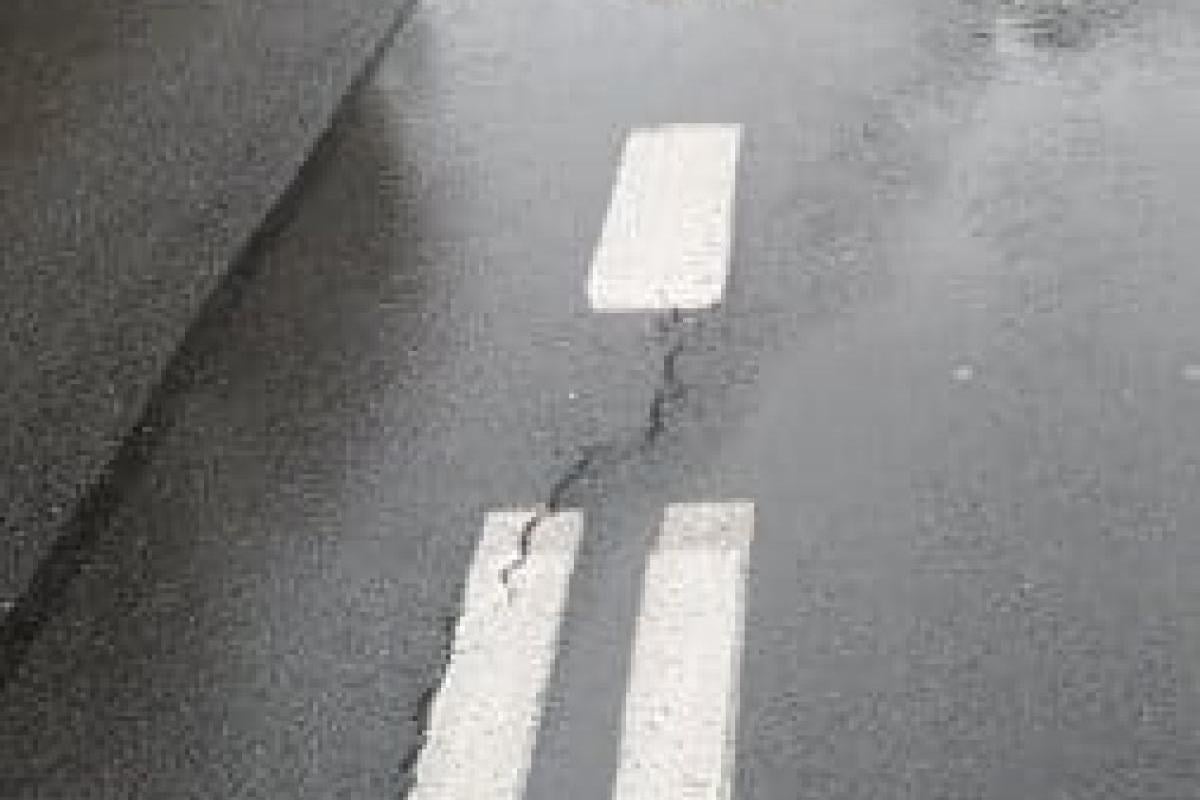 Na drodze krajowej numer 28 w Szymbarku uaktywniło się osuwisko