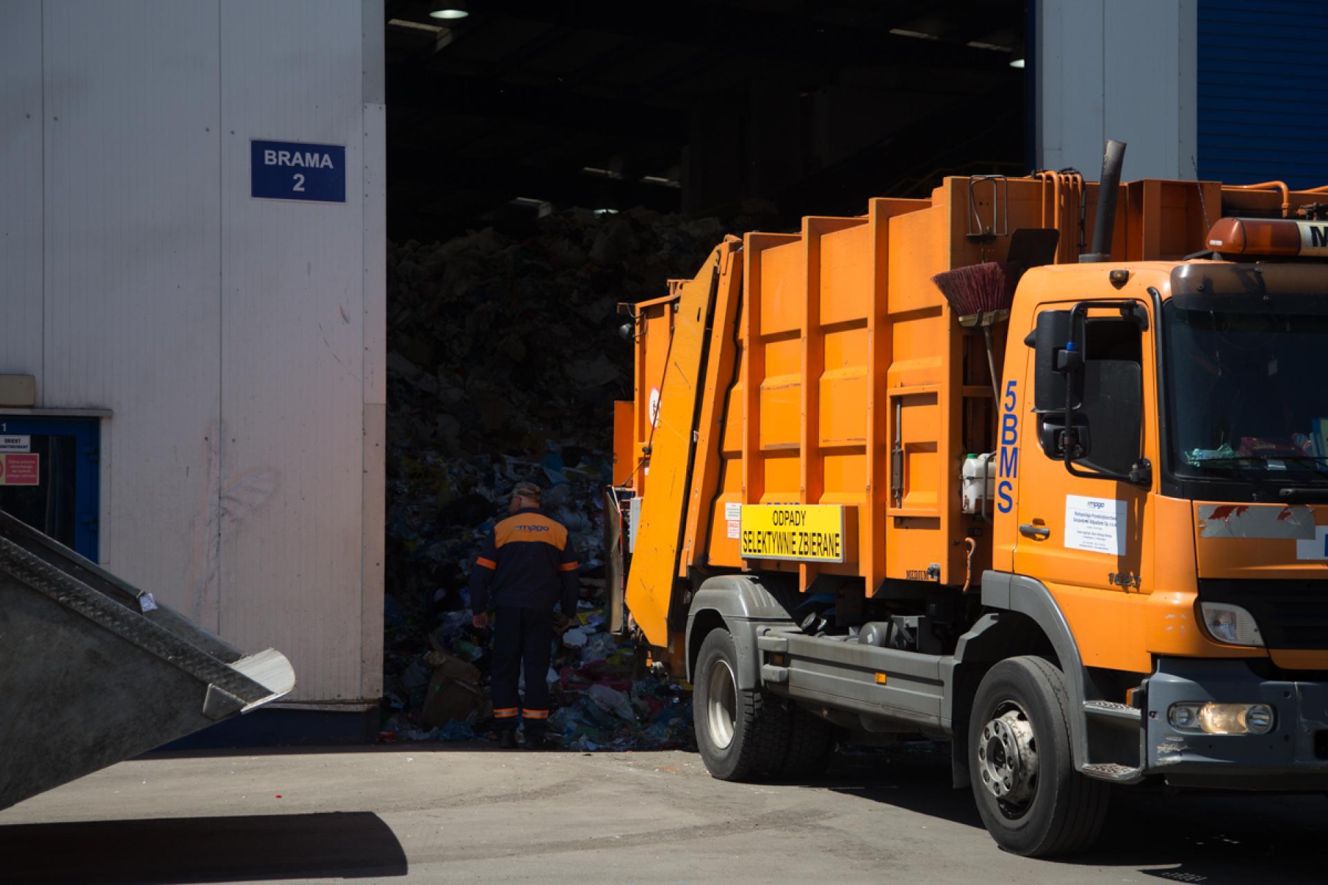 Krakowskie MPO liczy możliwe straty po wejściu w życie systemu kaucyjnego. To choćby 30 milionów złotych