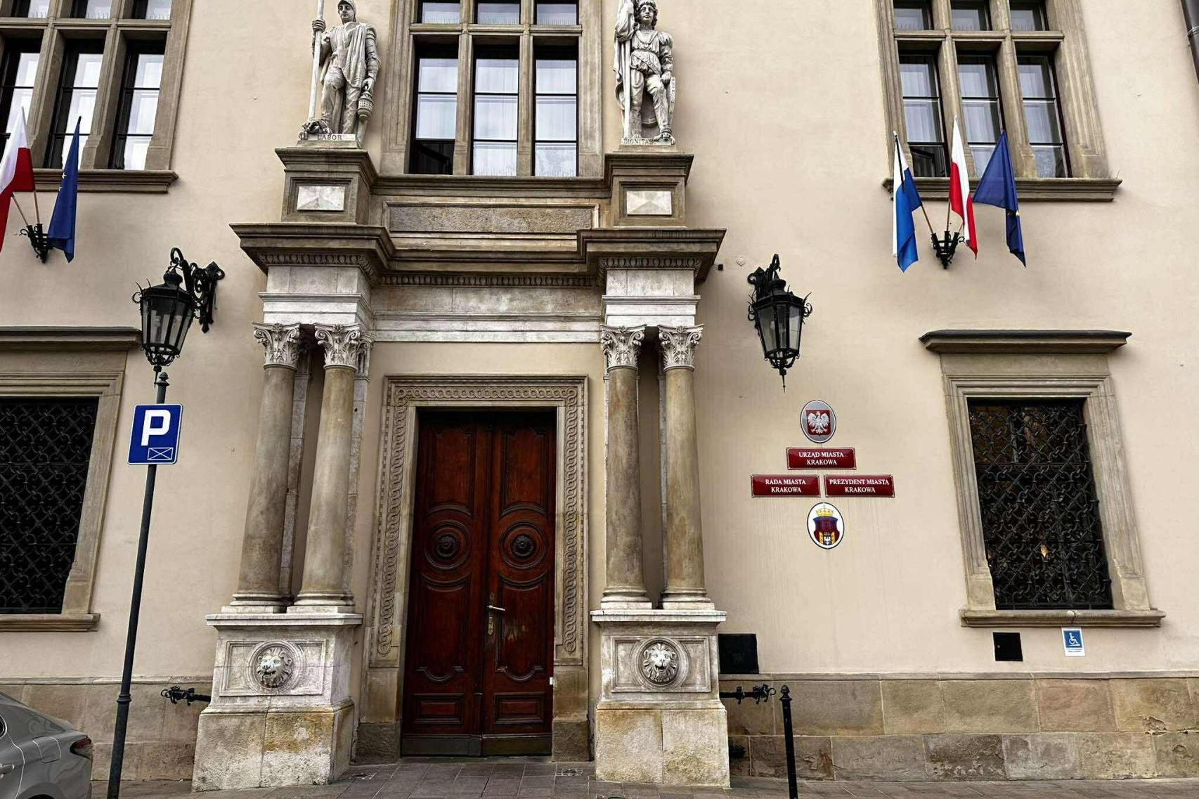 Radni PiS chcą zwołania nadwyczajnej sesji i informacji o finansach miasta