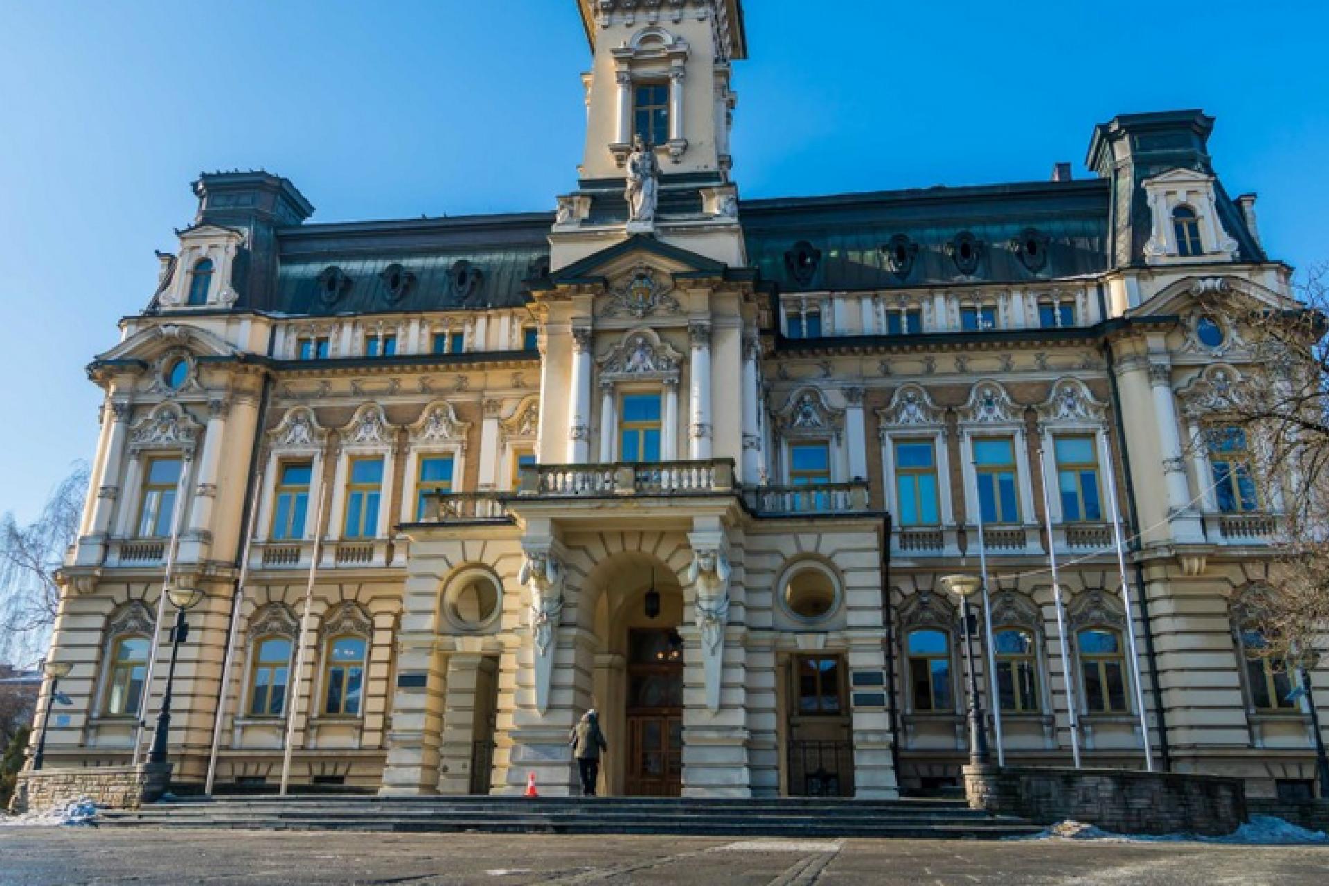 Czy można nadać nowe imię mostowi, który imię już ma? Skomplikowana sprawa w Nowym Sączu