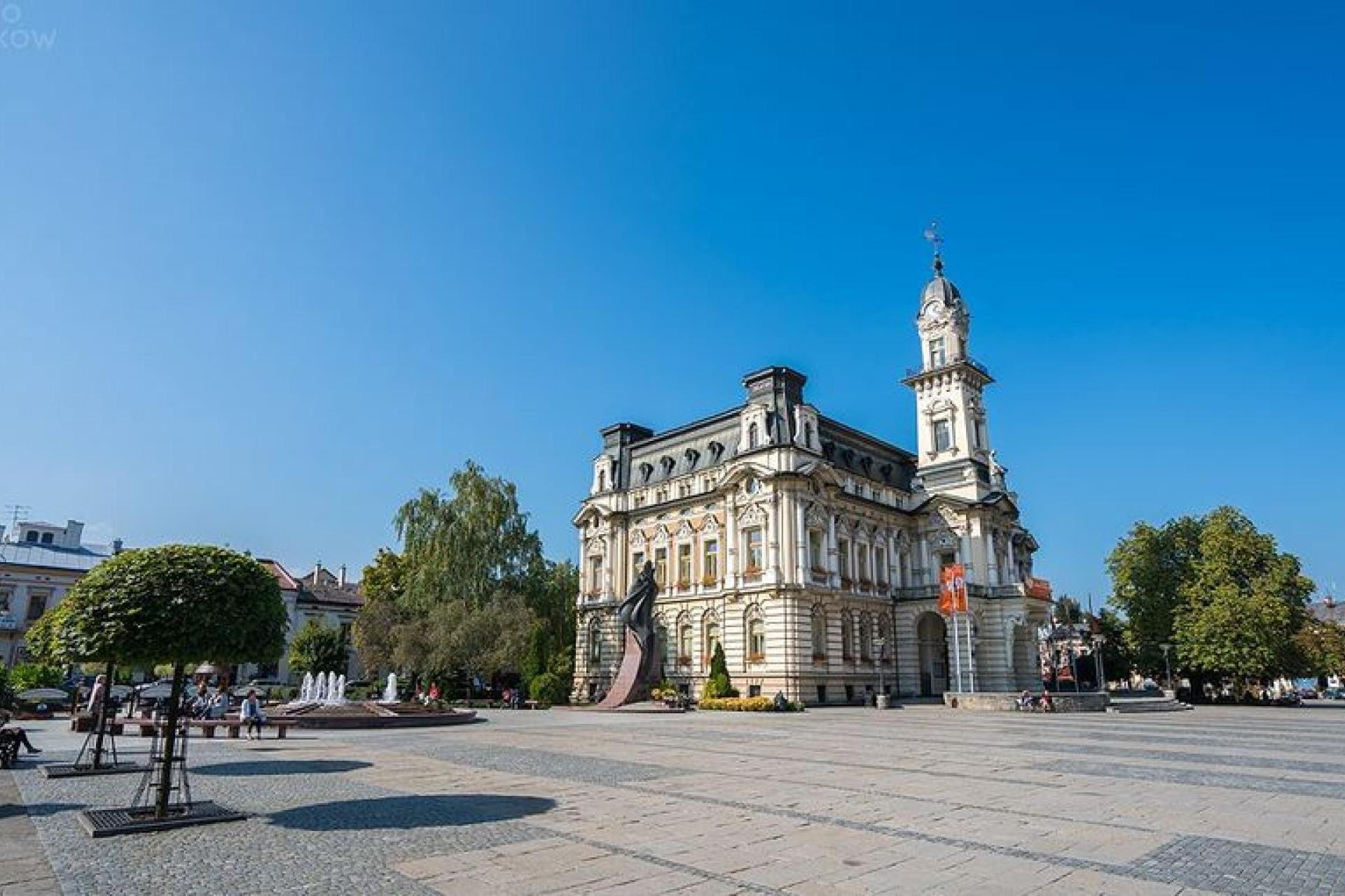 Most w Nowym Sączu połączy odmienne środowiska, czy tylko sprowokuje?