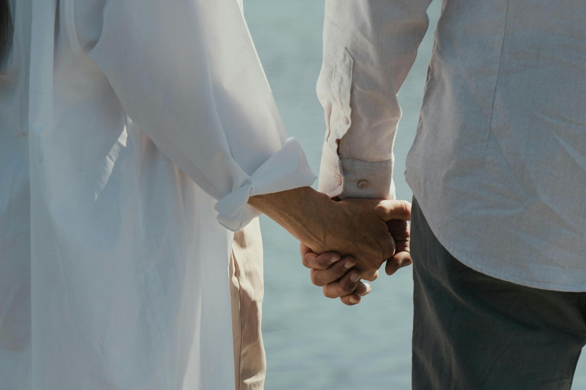 Ustawa o statusie osoby najbliższej ? kompromis czy eufemizm dla związków partnerskich?