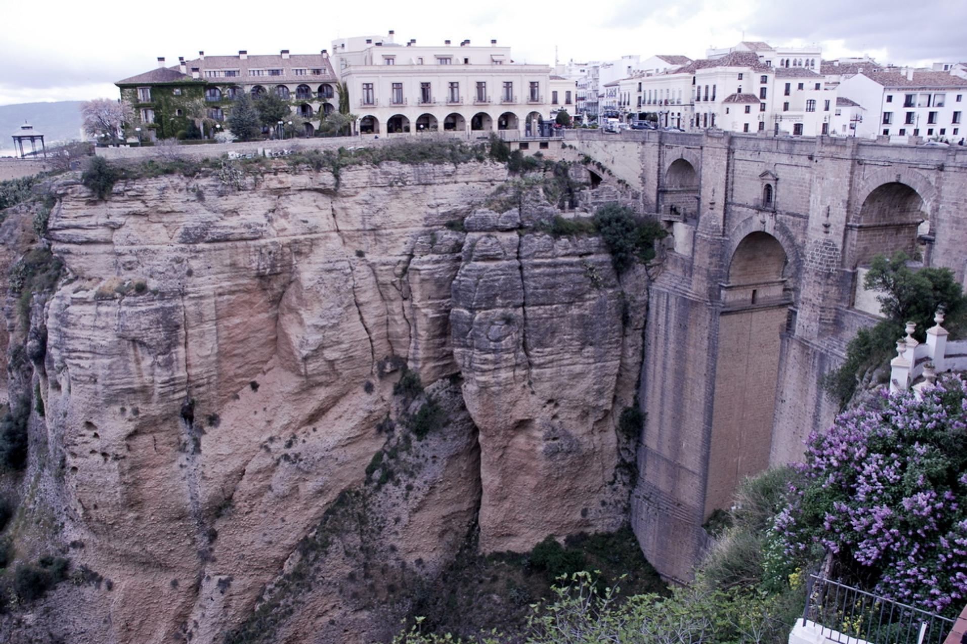Corrida Hemingwaya i Ręka św. Teresy