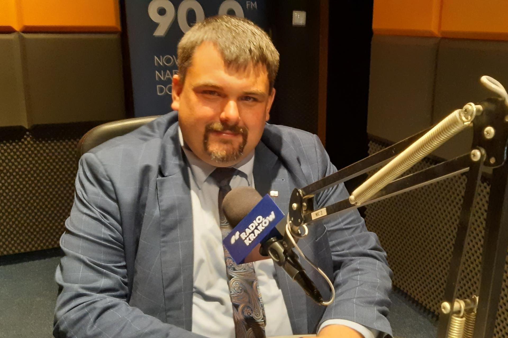 Patryk Wicher: Prezydent Handzel powinien odpocząć. Wizerunek Nowego Sącza stracił