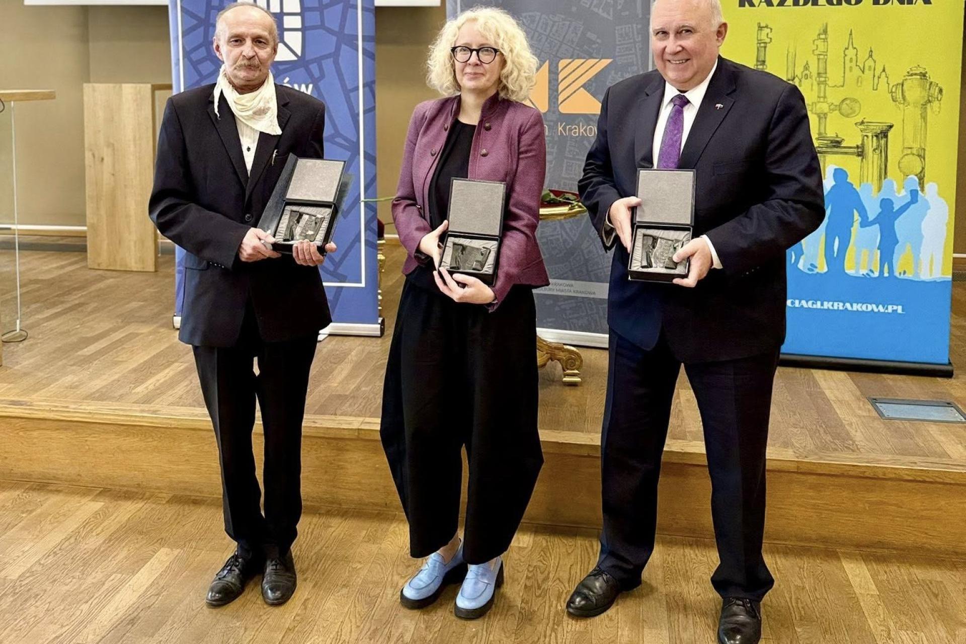 Medale św. Krzysztofa przyznane - profesor historii, flisak, samorządowiec