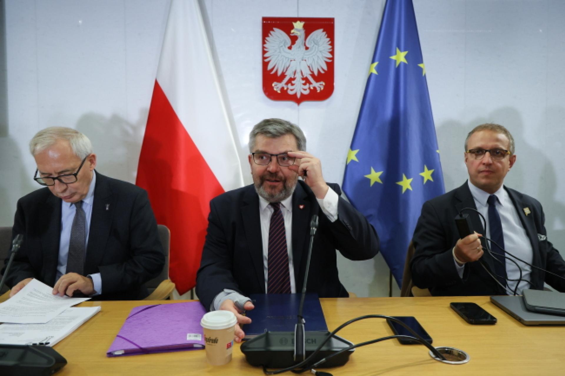 Sejm zajmie się wnioskiem o uchylenie immunitetu i areszt dla Ziobry