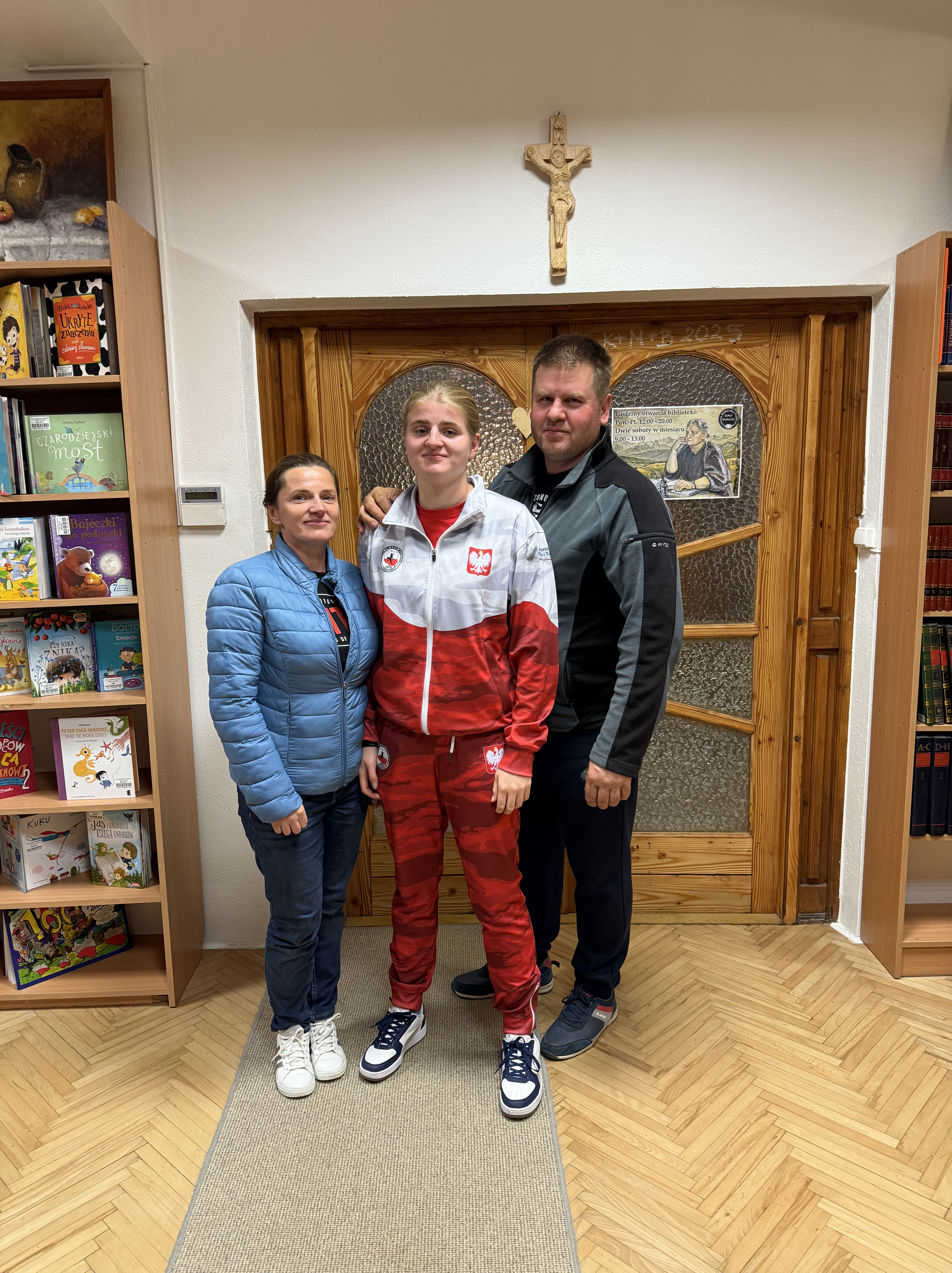 Ola z rodzicami, mamą Joanną i tatą Wojciechem (fot. B.Kułach)