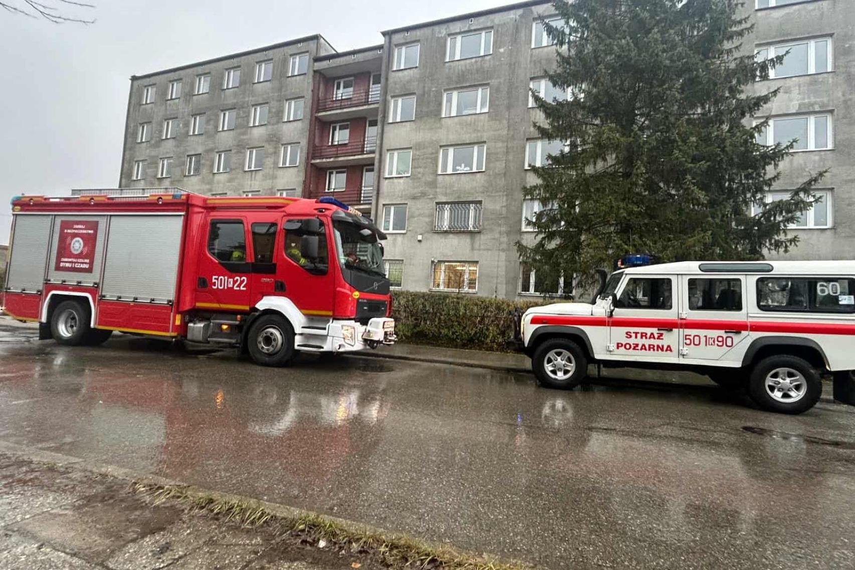 Podejrzana przesyłka w urzędzie skarbowym. Ewakuacja 85 osób w Olkuszu