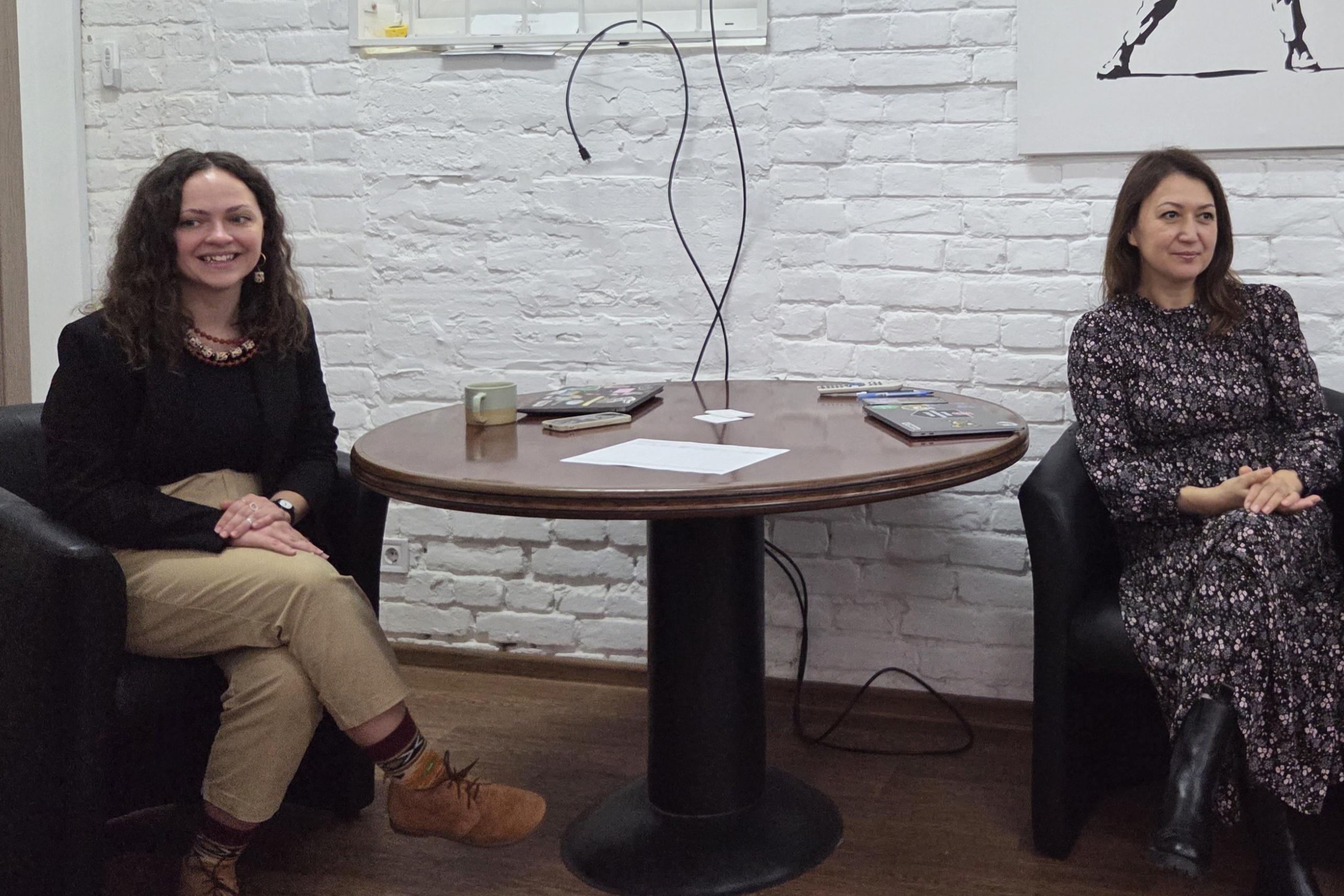 W Radiu Kraków rozmowa z przedstawicielkami Centrum Wolności Obywatelskich. Na zdjęciu: Nataliia Yashchuk, Anastasiia Holovnenko