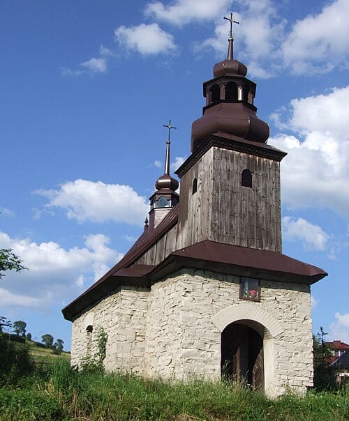 Łostówka, kaplica św. Barbary (fot. Jerzy Opioła/Wikipedia)