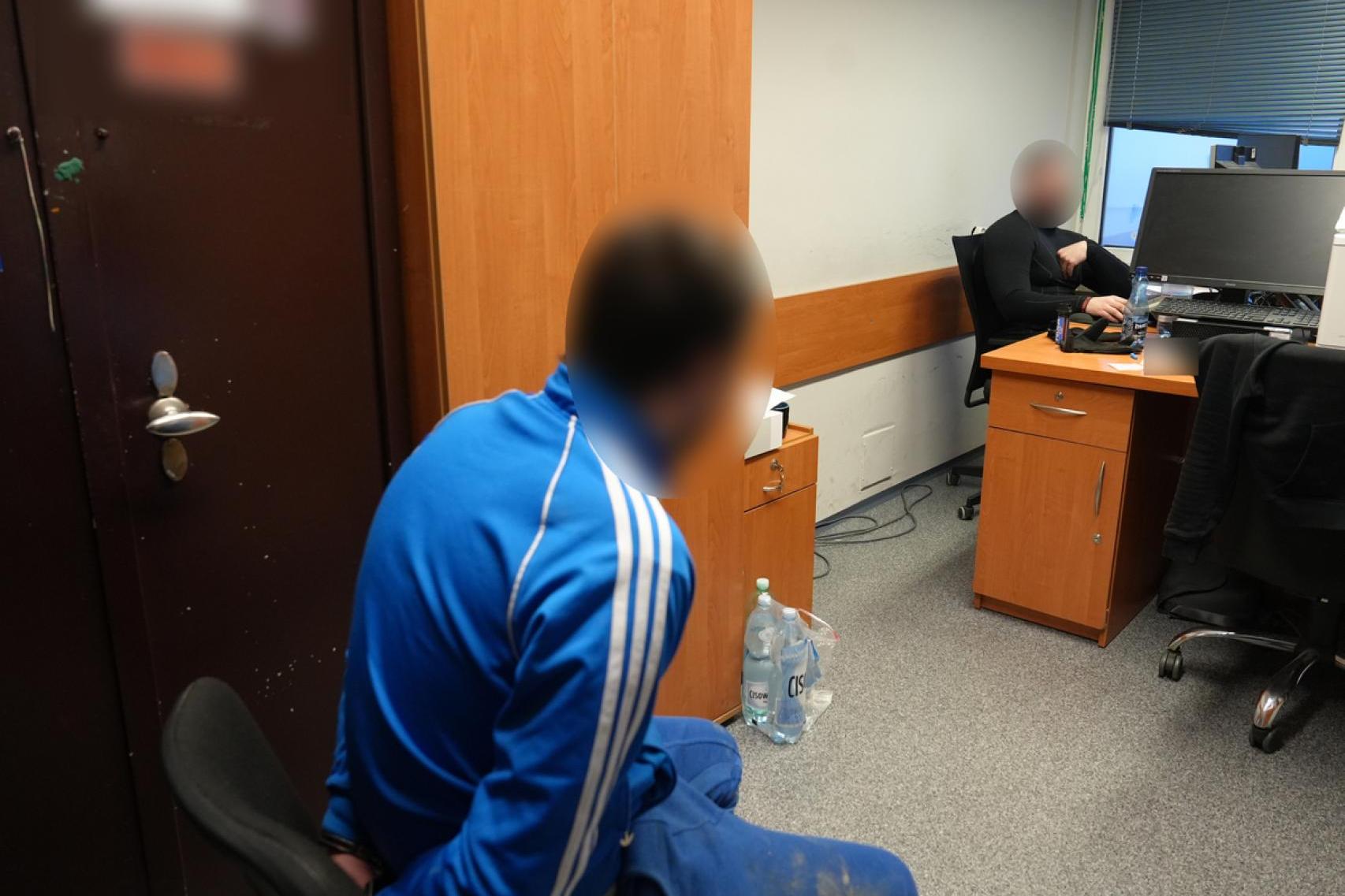 Małopolscy ?łowcy głów? zatrzymali 29-latka poszukiwanego za gwałt