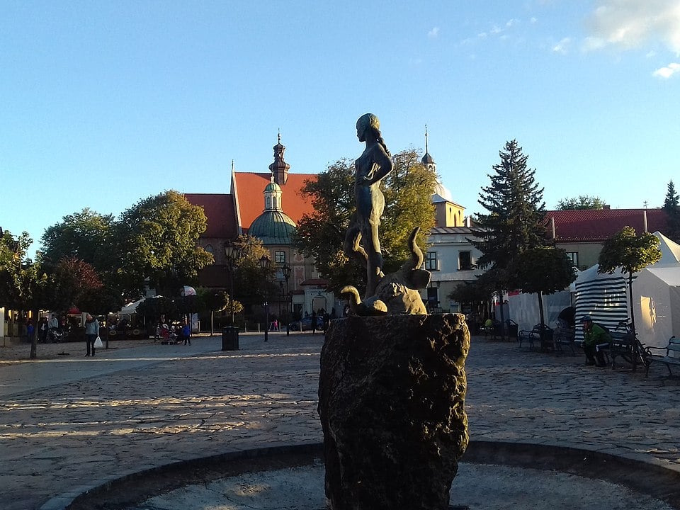 Rynek w Niepołomicach (fot.Jasra/Wikipedia)