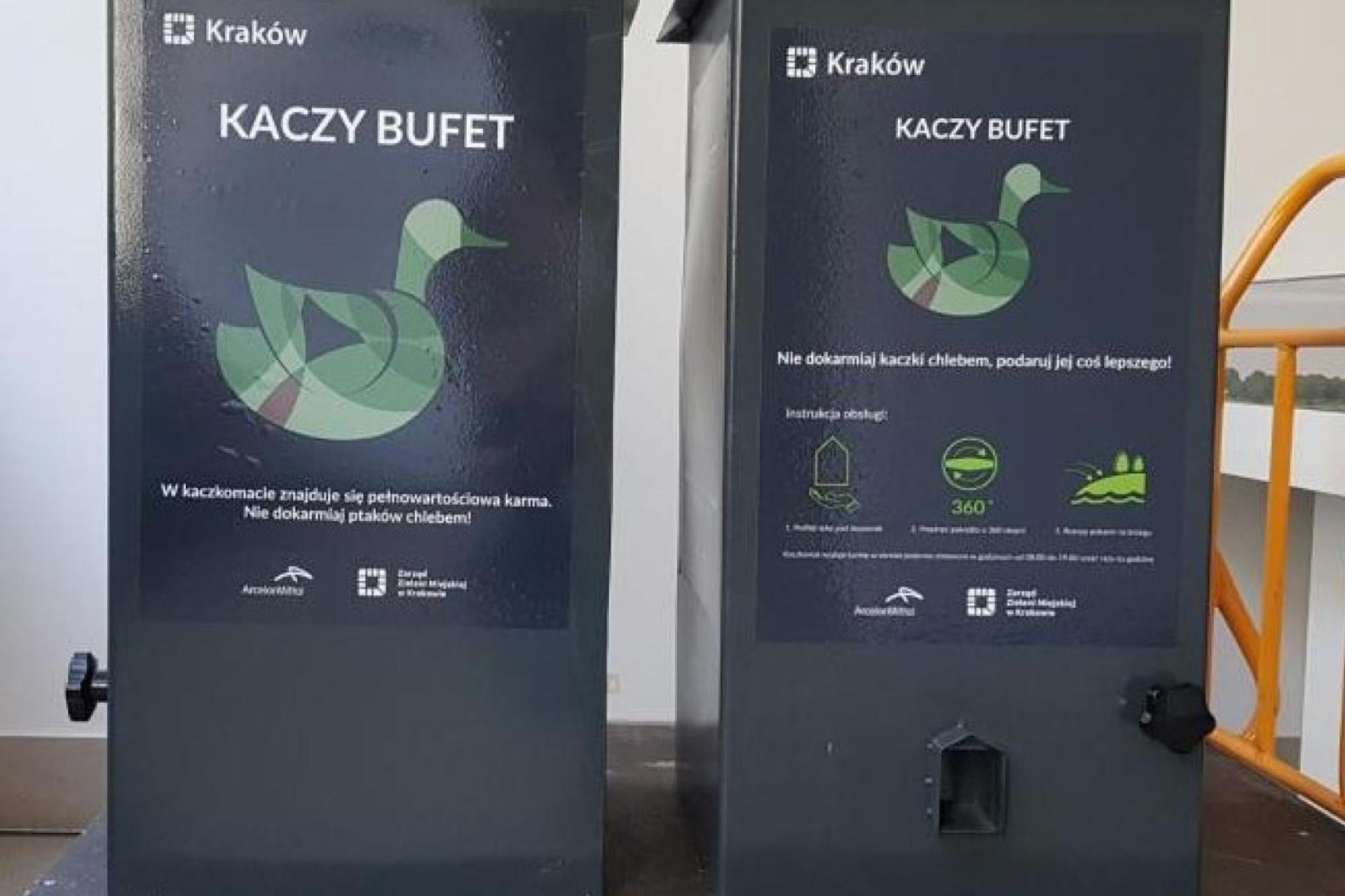 Bezpłatna karma dla kaczek ponownie dostępna w Krakowie. ZZM uruchomił ?kaczkomaty?