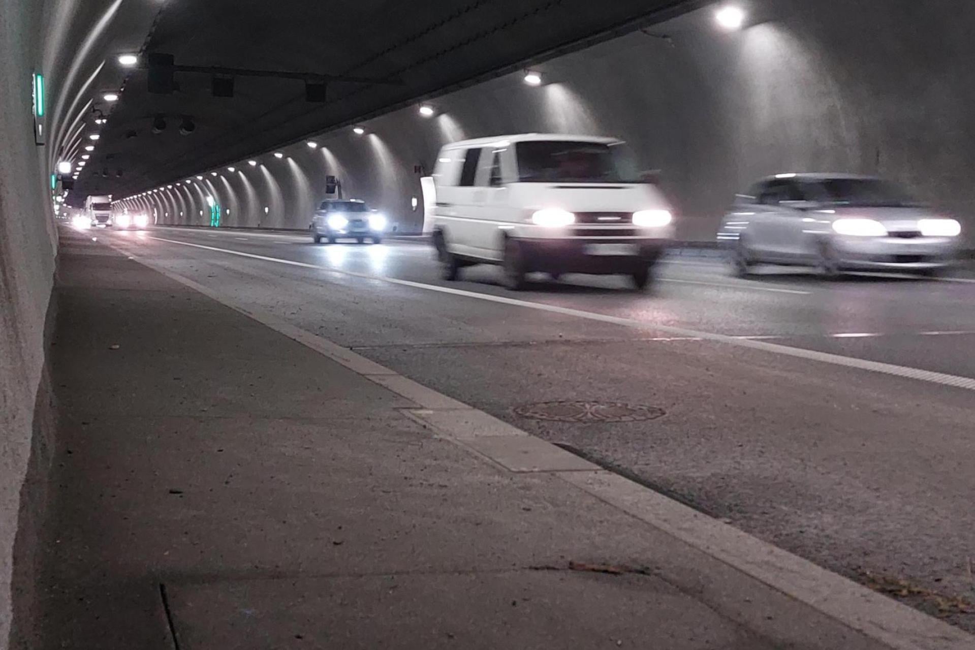 Nocne prace w tunelu na Zakopiance. Będą czasowe zamknięcia