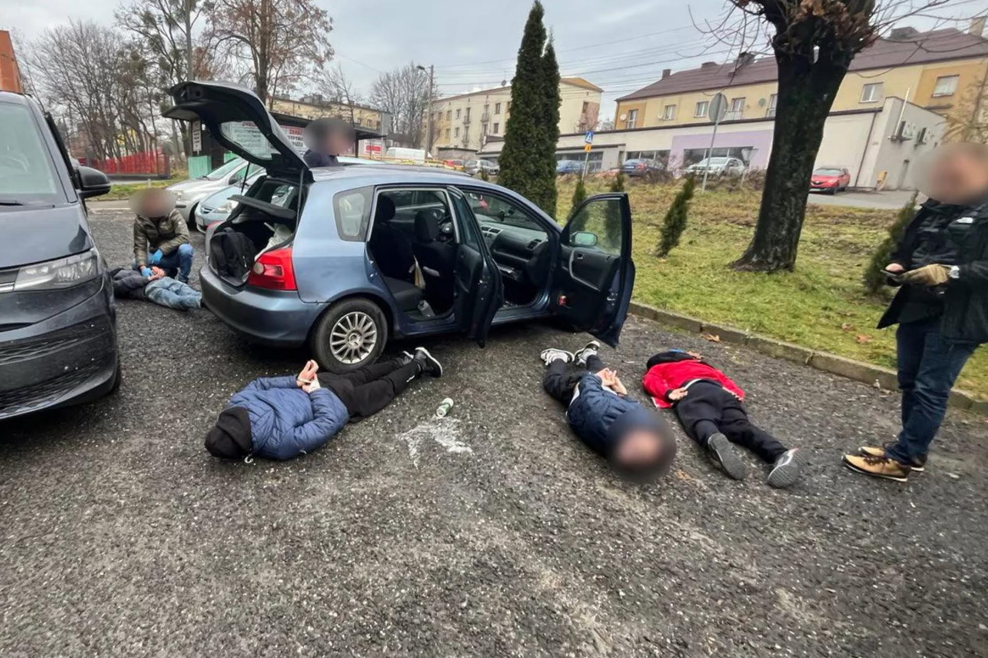 Międzynarodowa grupa przestępcza rozbita. Krakowska prokuratura prowadzi sprawę