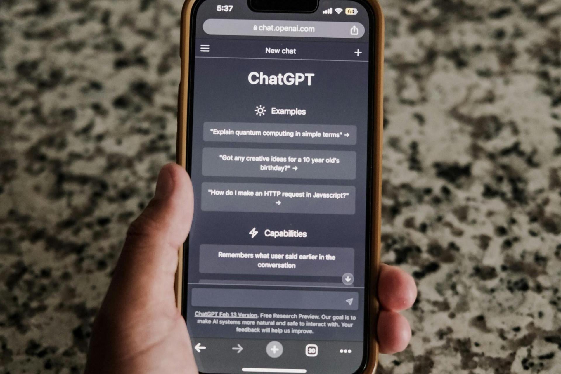 Algorytm zamiast encyklopedii. Kto dziś uczy młodych prawdy?
