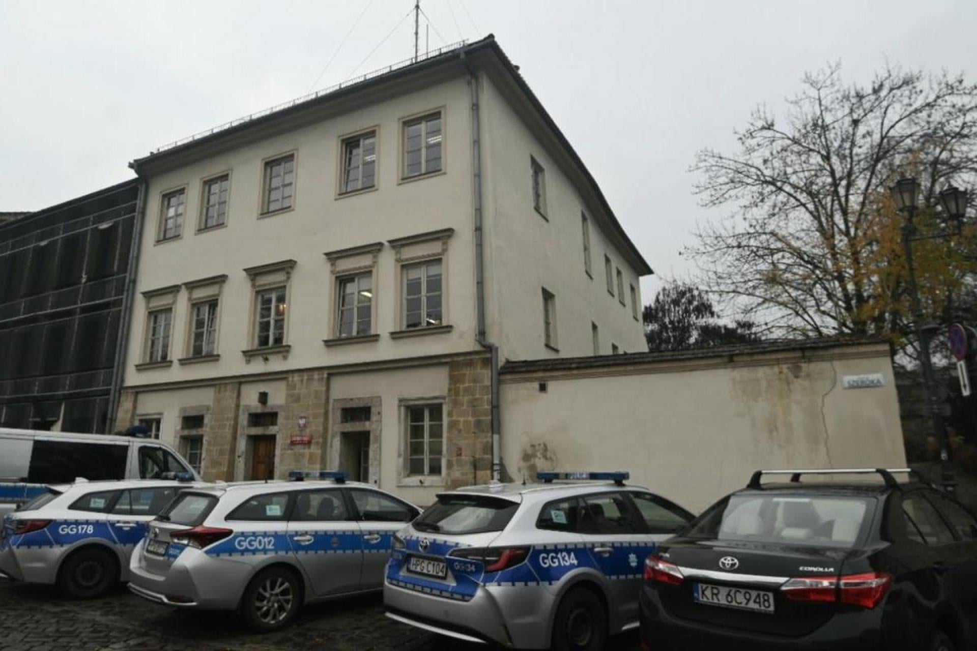 Samobójstwo w komisariacie w Krakowie. Postępowanie prokuratury umorzone