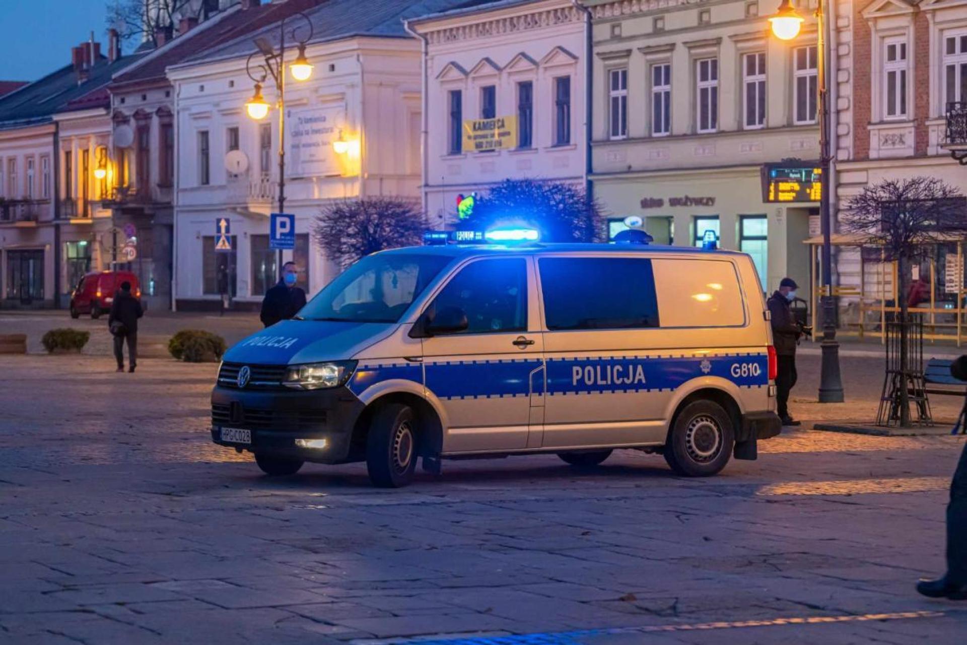 Zaatakowali prezesa klubu. Jest akt oskarżenia wobec pseudokibiców Sandecji