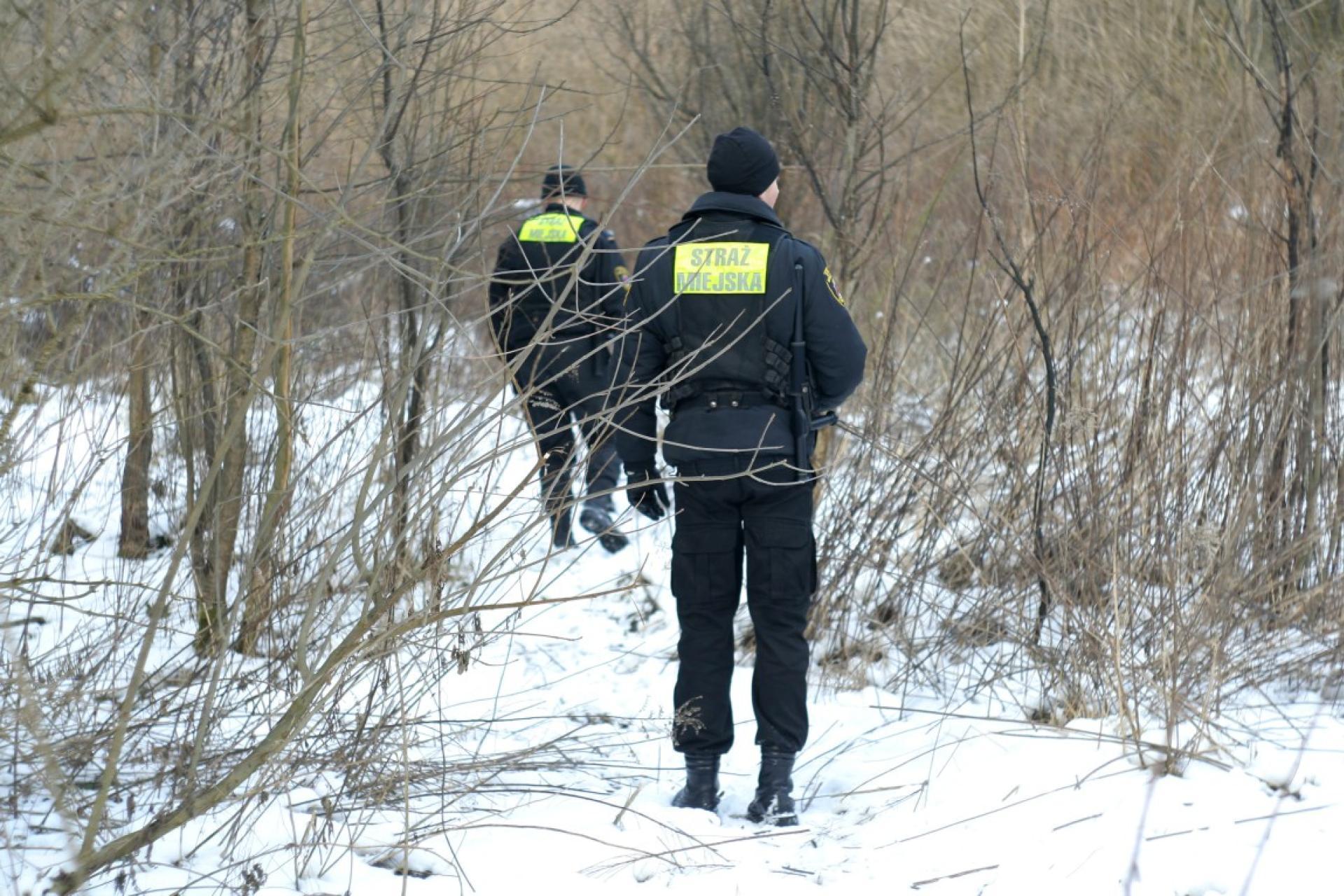 Policja: od listopada z wychłodzenia zmarło 10 osób. Wrażliwość i reakcja mogą zapobiec tragedii