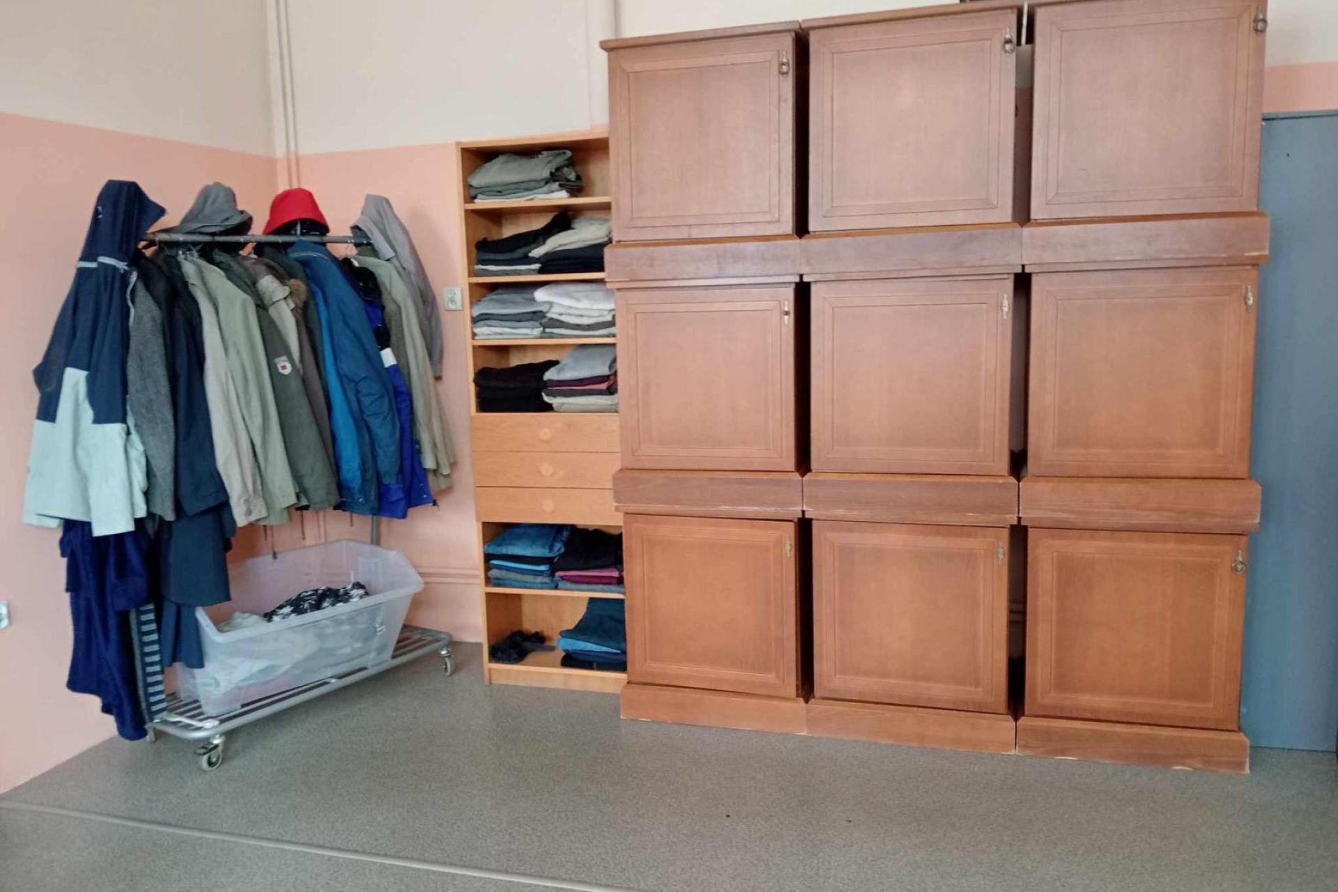 W ogrzewalniach tłoczno, ale miejsca nie zabraknie