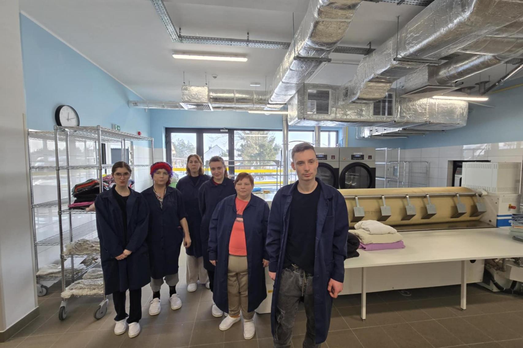 Mają satysfakcję, dobrą pracę i nowe zlecenia. Sukces podtarnowskiego Zakładu Aktywności Zawodowej