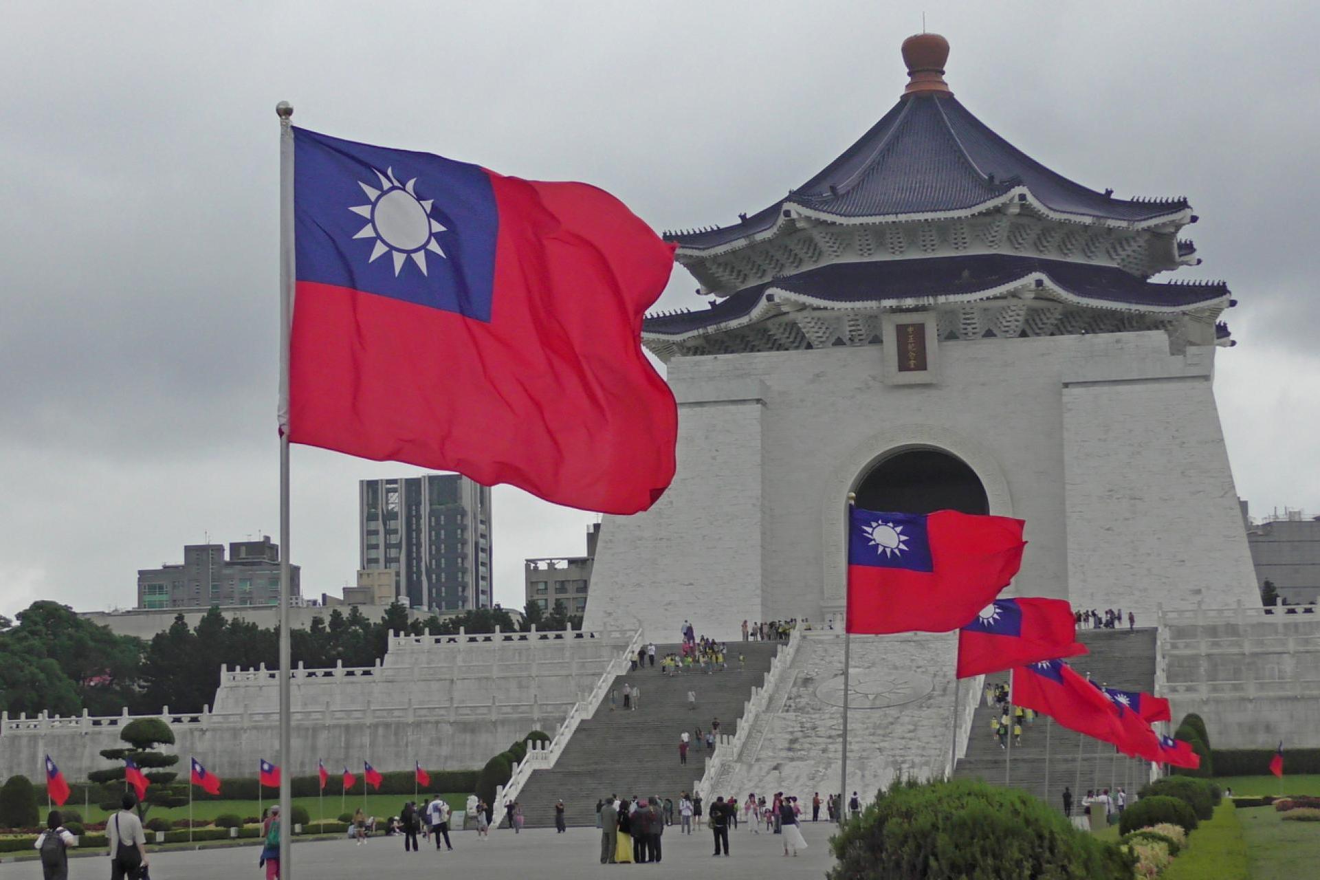 SKARBY CHIN I CHIANG KAI SHEK. AZJA BEZ PUDRU (cz. 8)