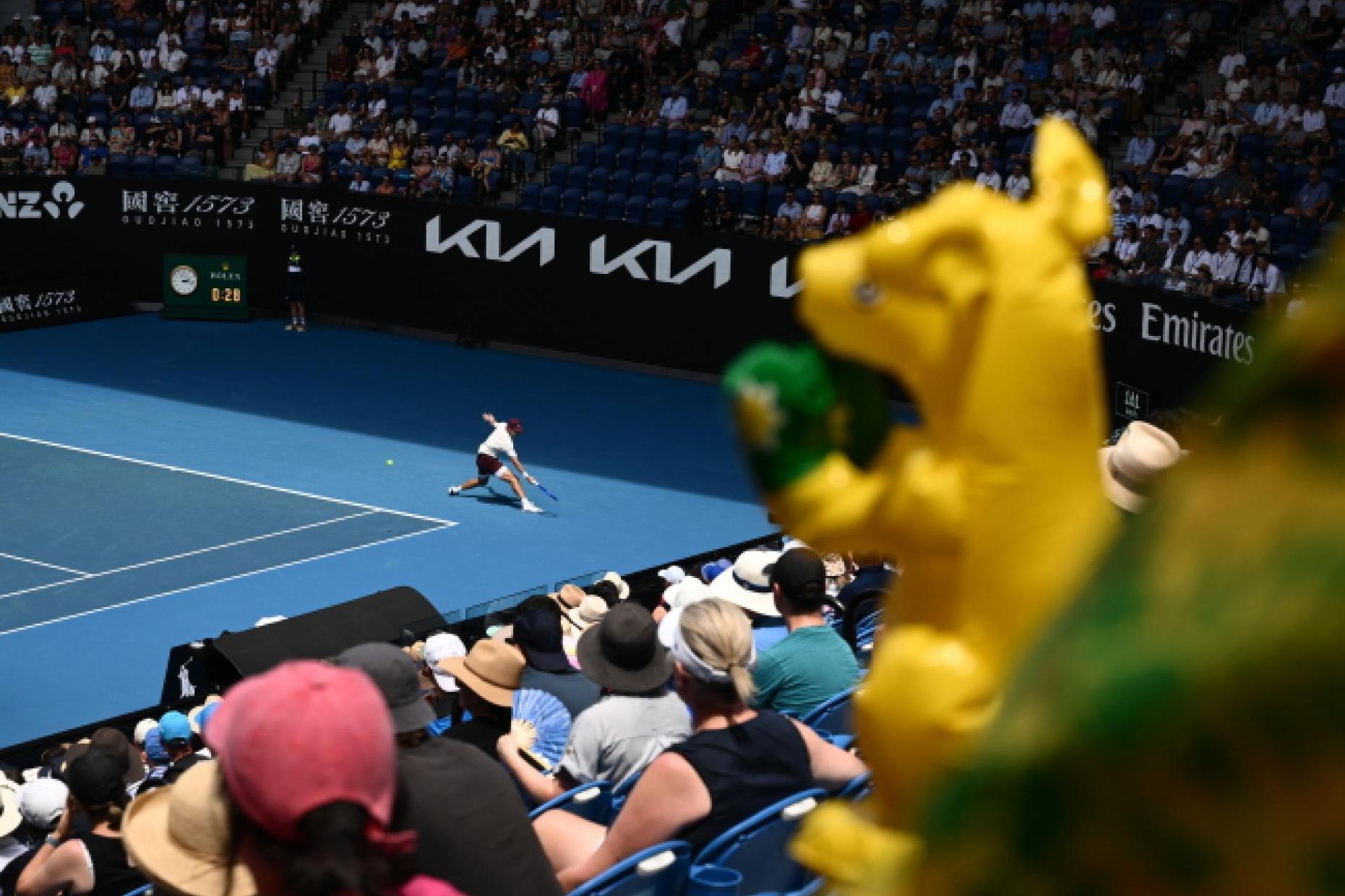 Polska noc w Australii! Trzy Polki z awansem, a jeszcze zagrają I. Świątek i K. Majchrzak