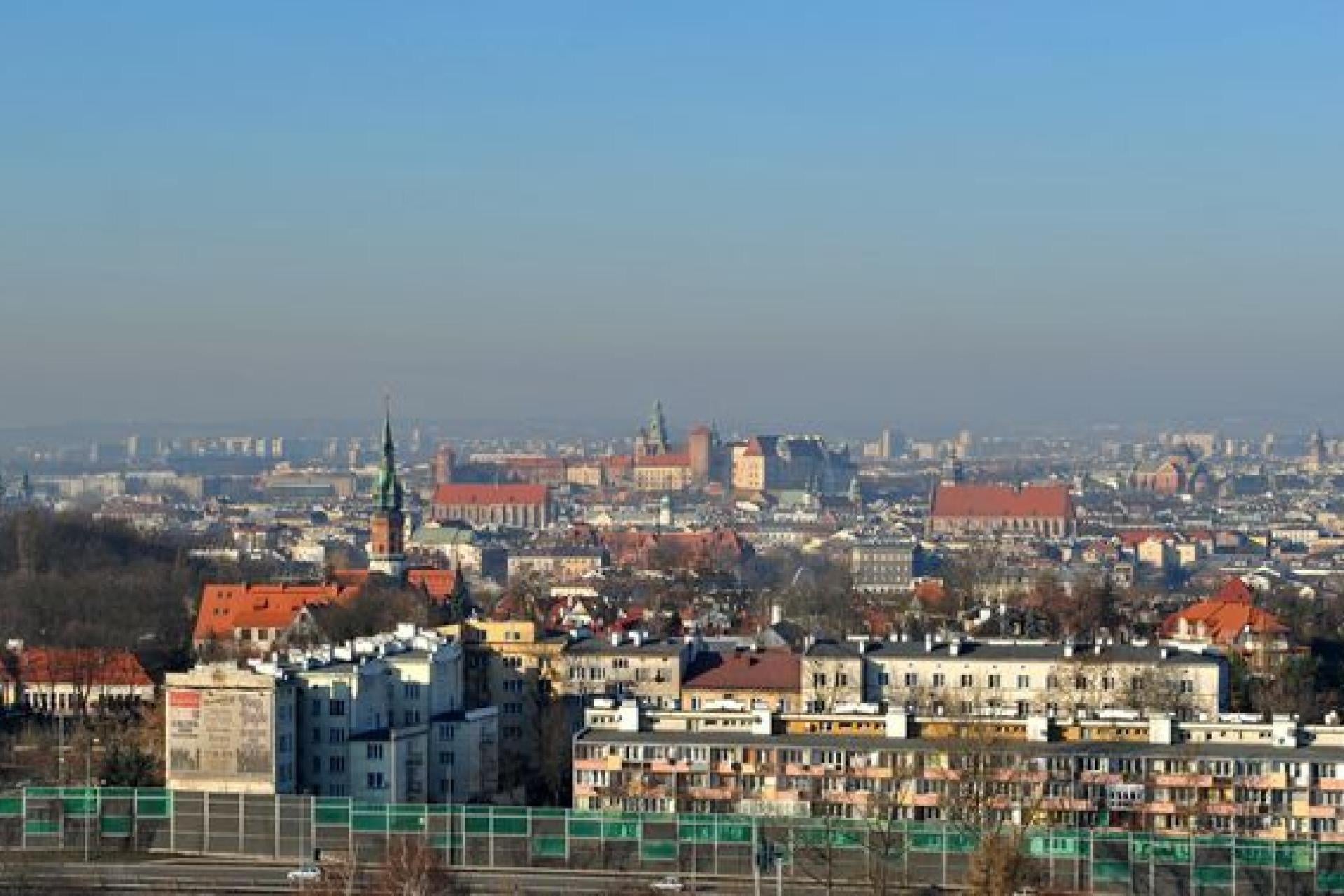 Alert RCB: prognozowana zła jakość powietrza w Małopolsce