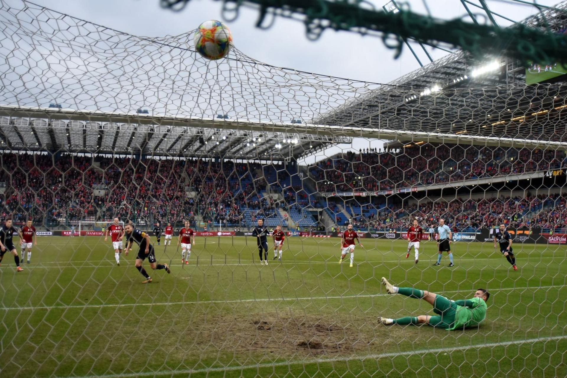 Zimny prysznic na koniec zgrupowania. Wisła Kraków wysoko przegrywa z Czechami