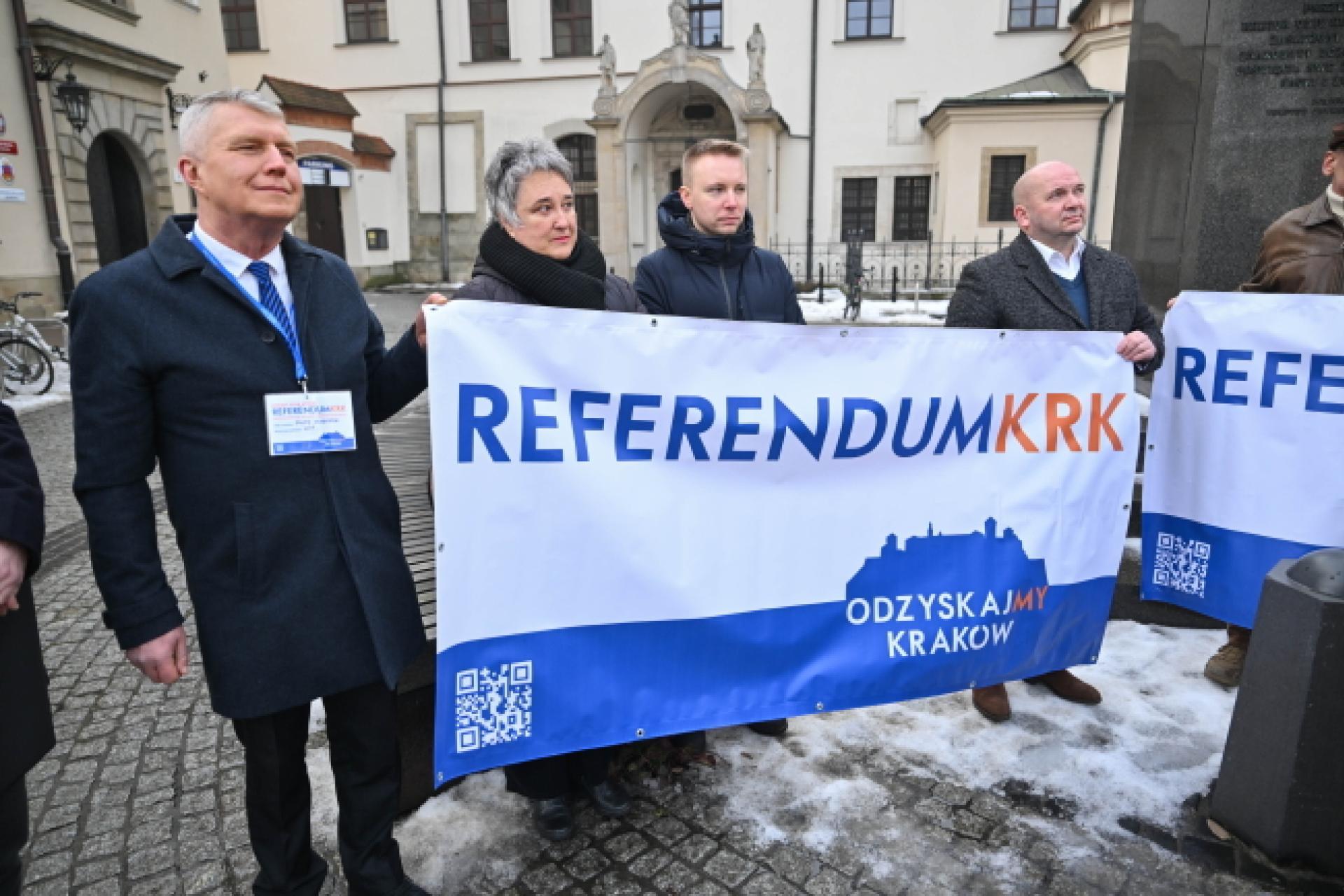 PiS włącza się w zbiórkę podpisów pod krakowskim referendum
