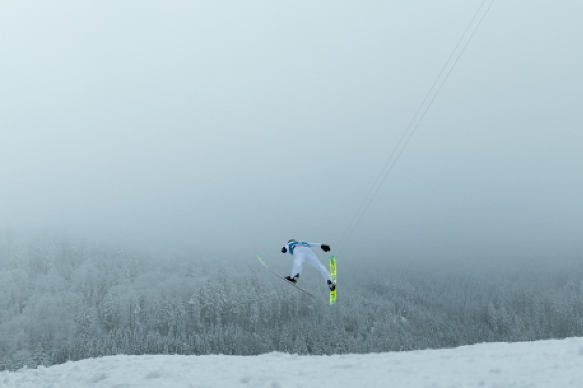 PŚ w skokach: Aleksander Zniszczoł 28. w Willingen, wygrał Prevc