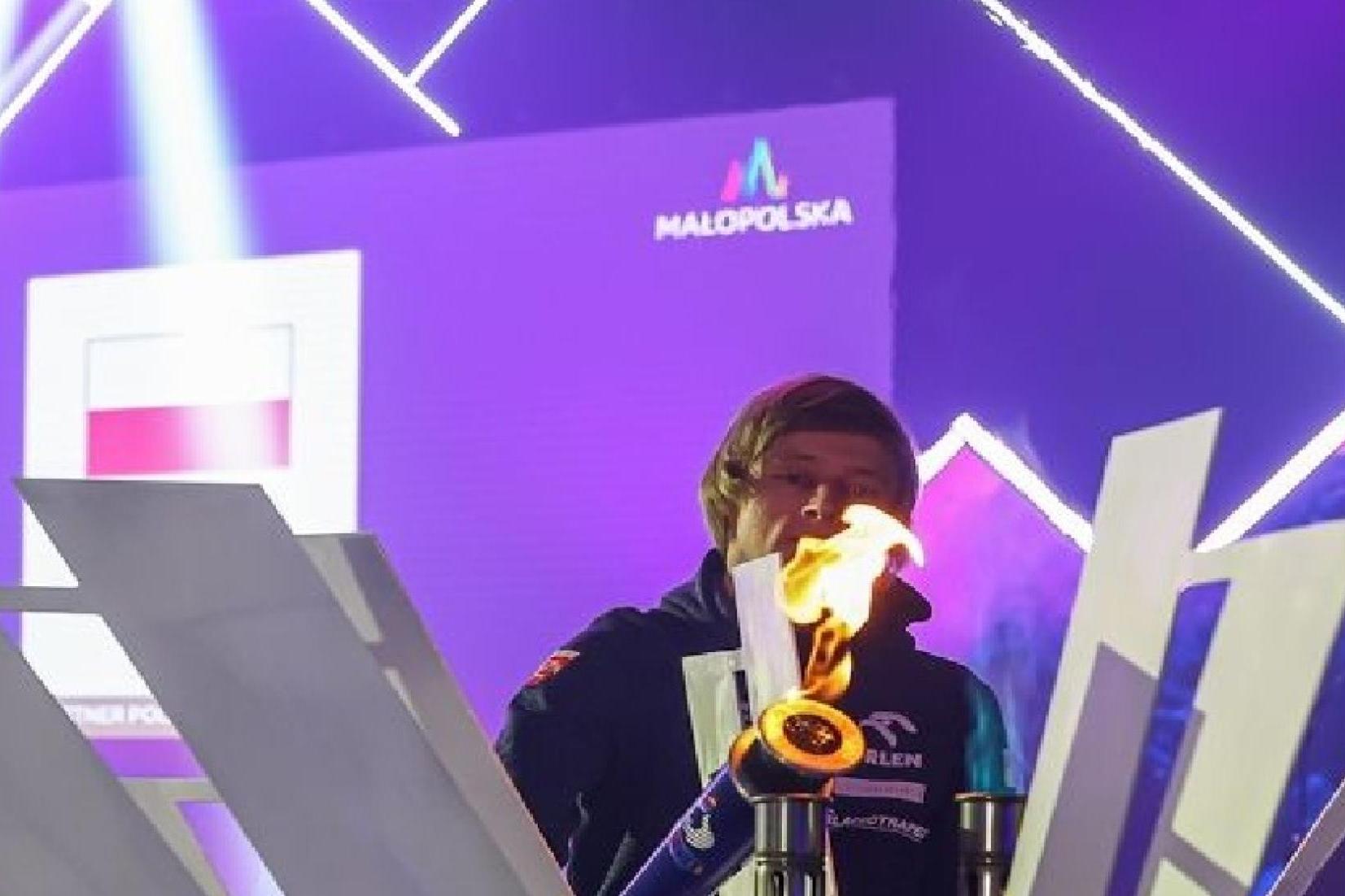 Dawid Kubacki zapalił znicz olimpijski w Zakopanem