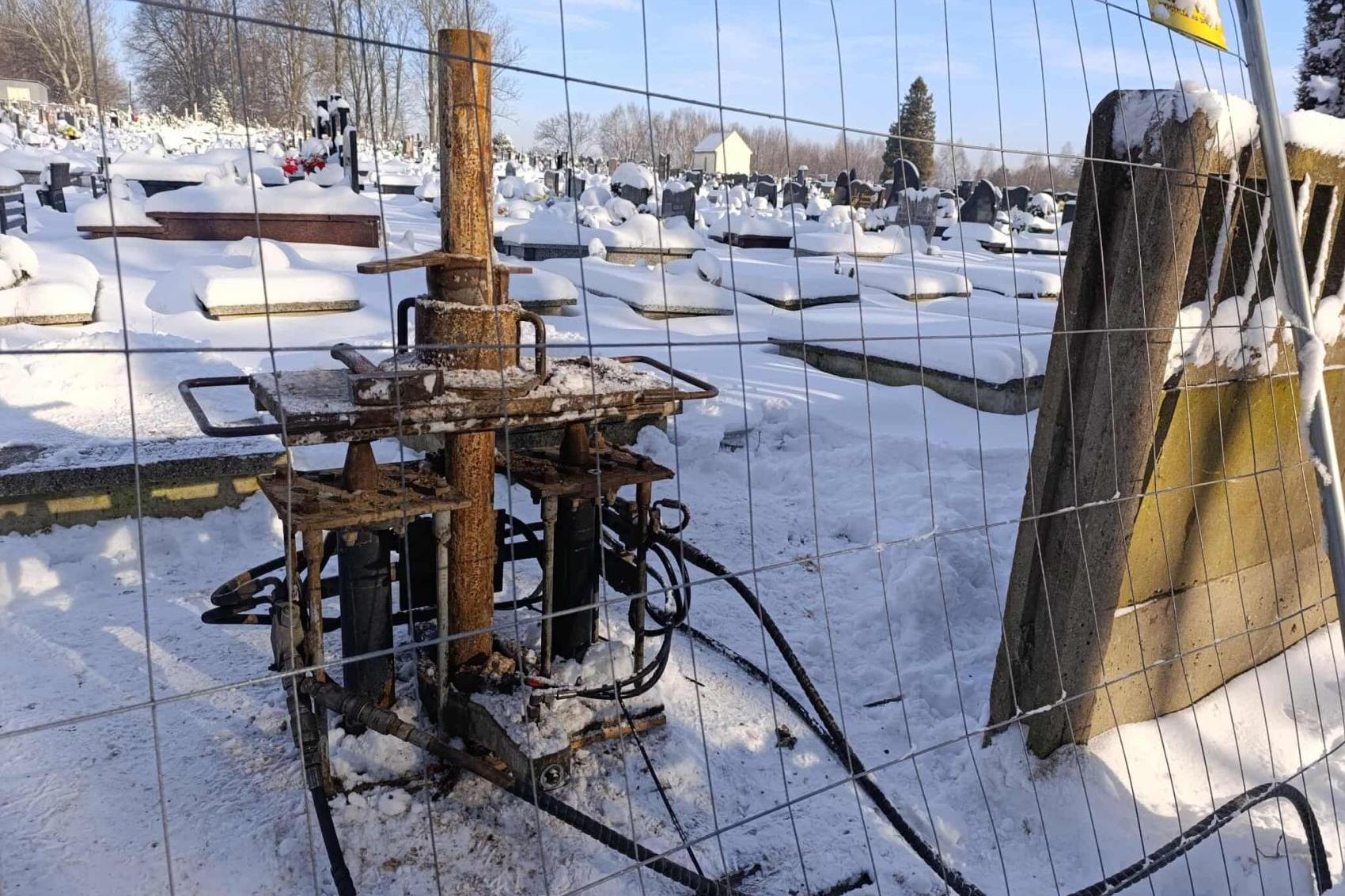 Zapadliska i podtopienia na Ziemi Olkuskiej. Rządowy zespół ocenia sytuację w terenie