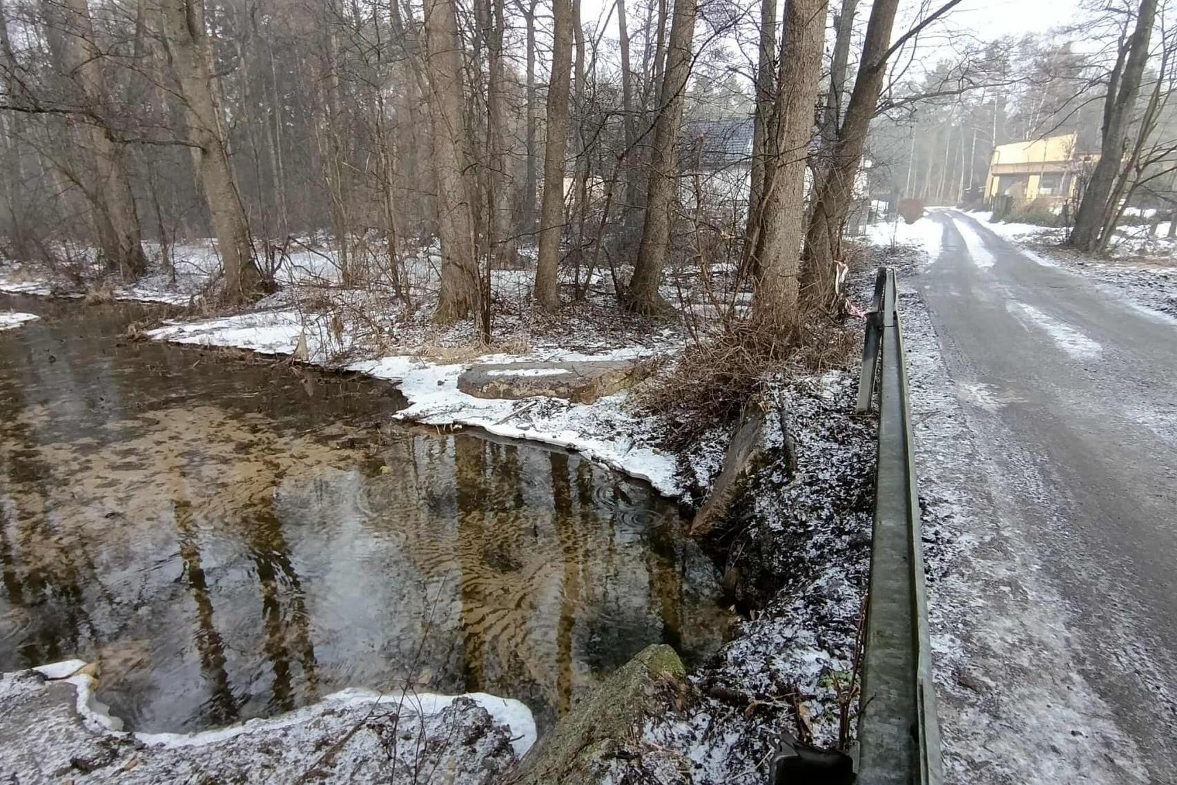 Miliony na pompy czy przesiedlenia mieszkańców?