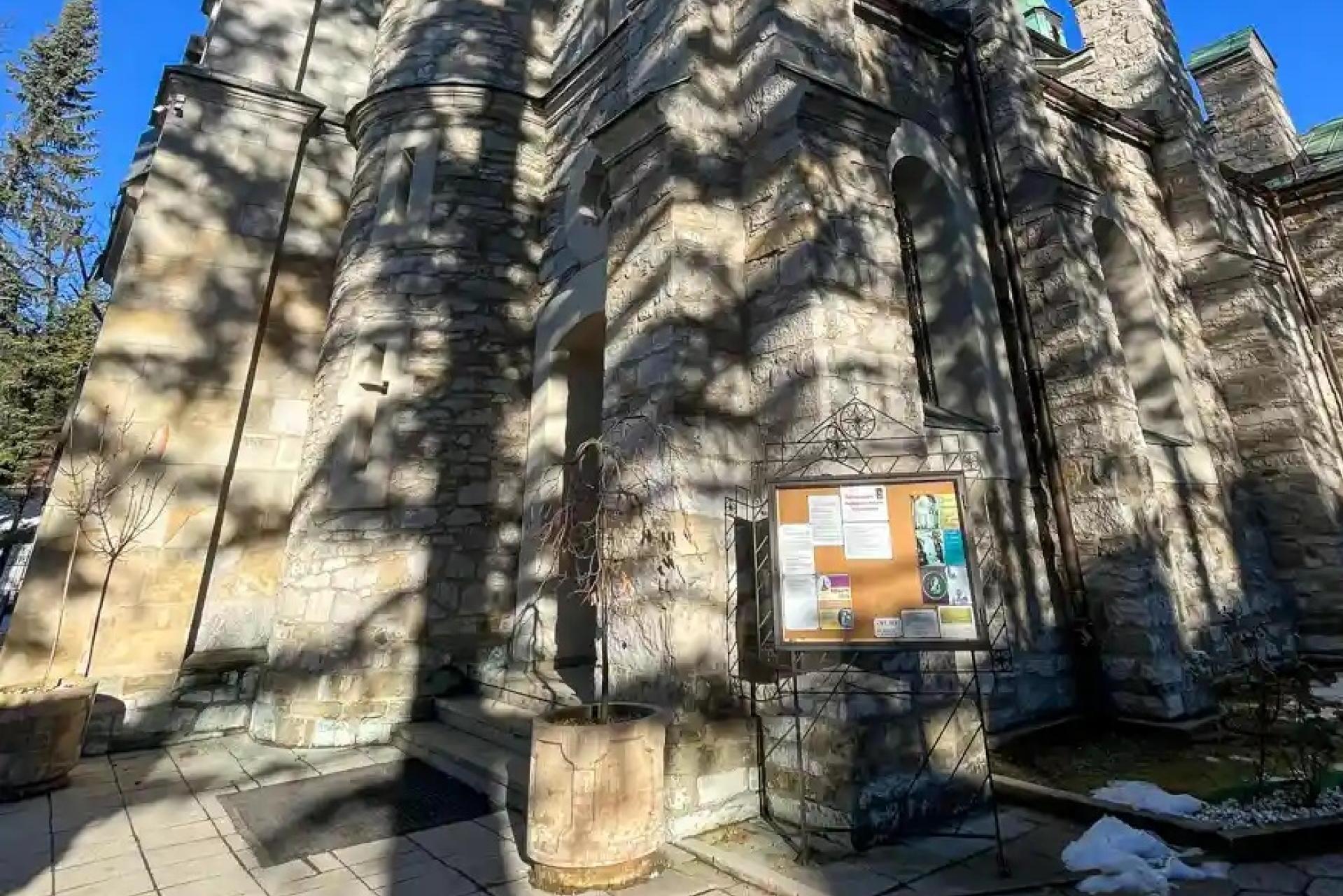 Kontrowersyjna karuzela zniknęła sprzed sanktuarium w Zakopanem