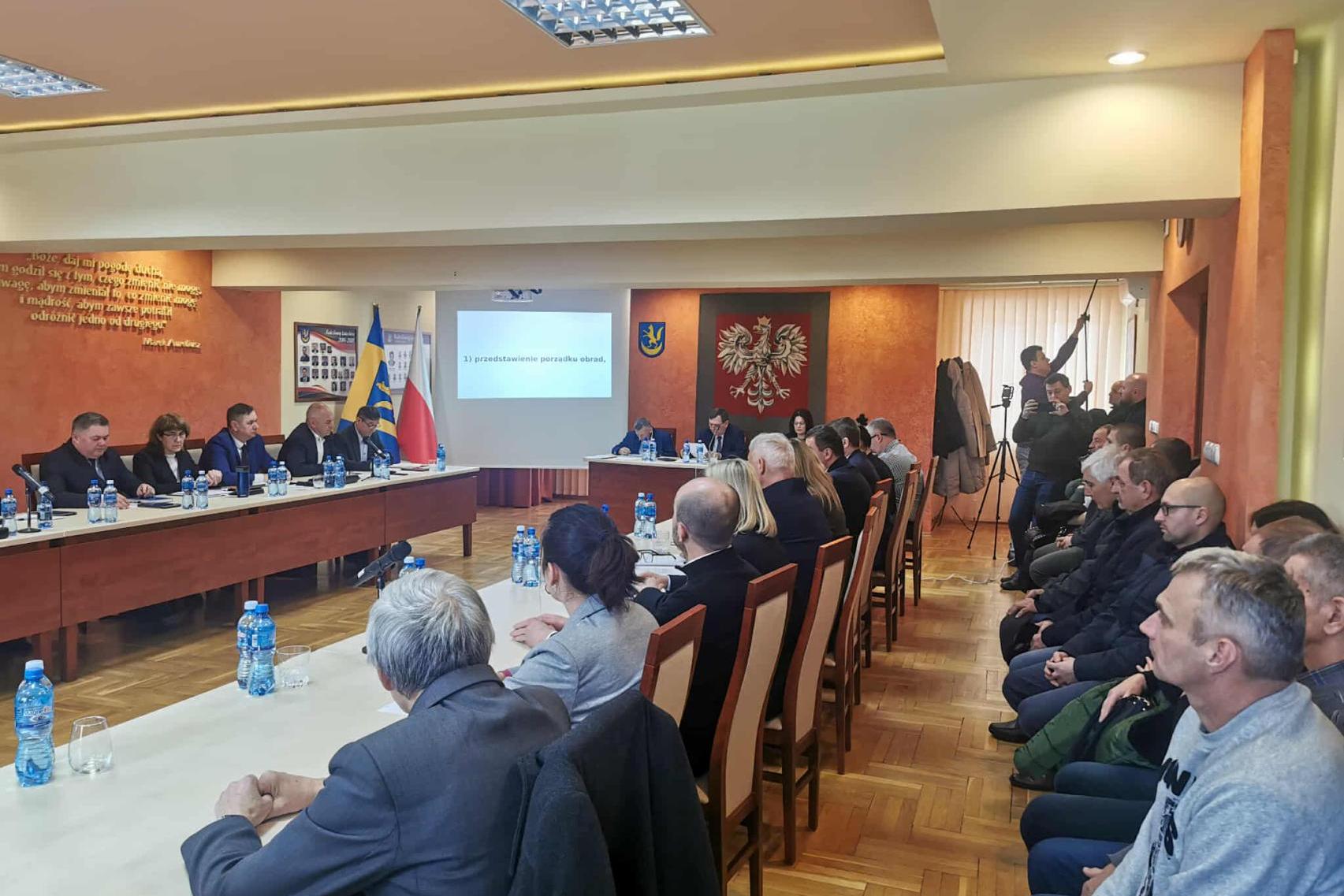 KRZAKI wygrały. Nie będzie ogromnej farmy fotowoltaicznej pod Tarnowem