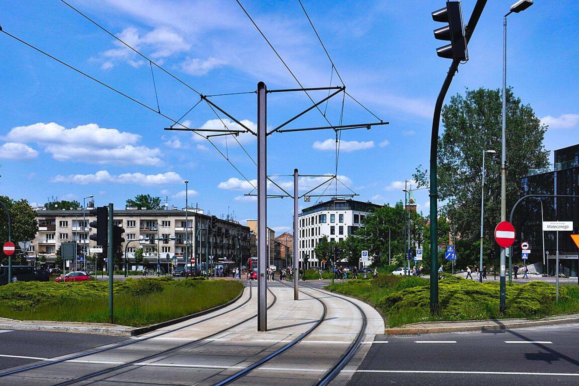 Utrudnienia przy rondzie Matecznego. W środę wymiana nawierzchni