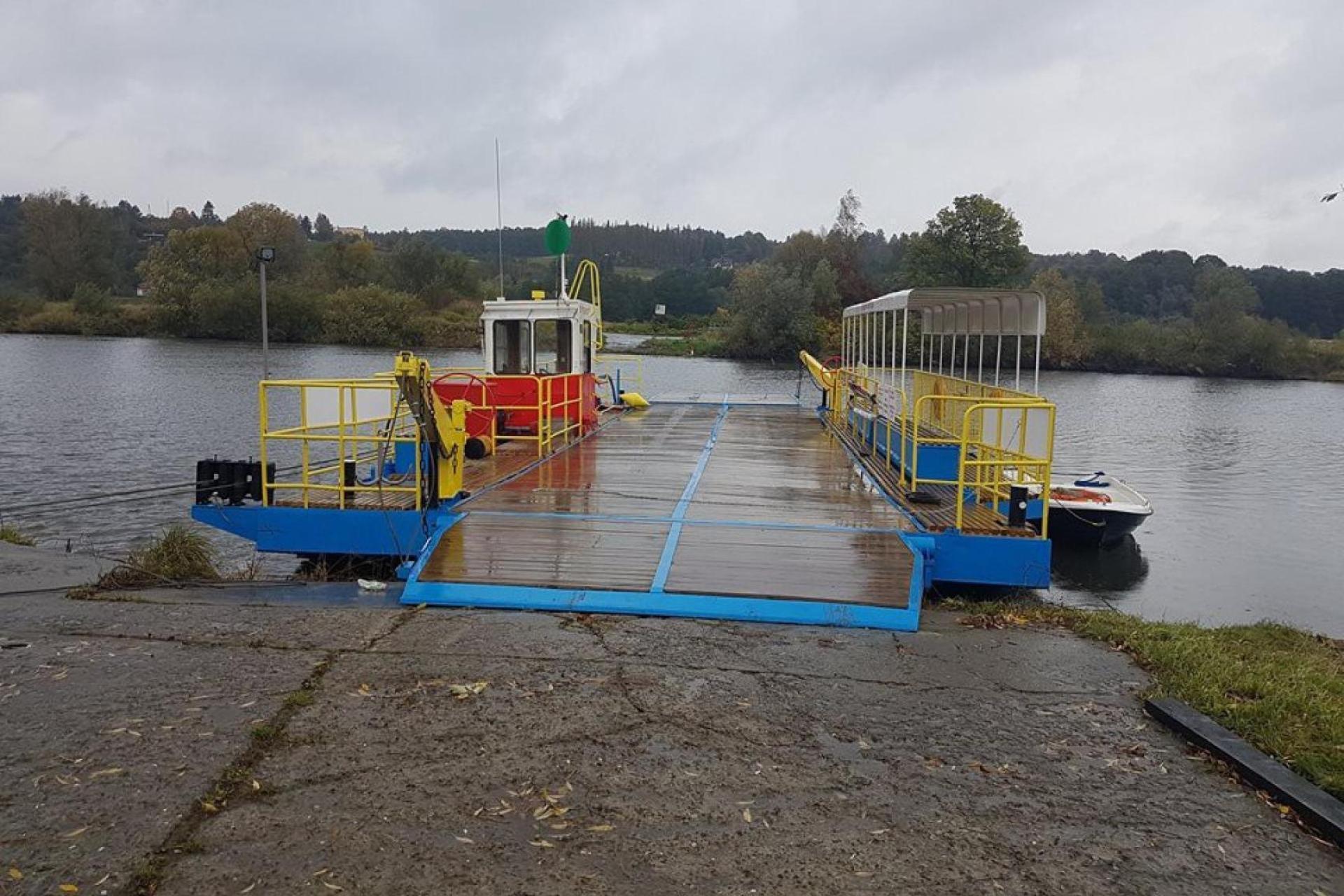 Wysoki stan Wisły. Prom w Spytkowicach wstrzymany