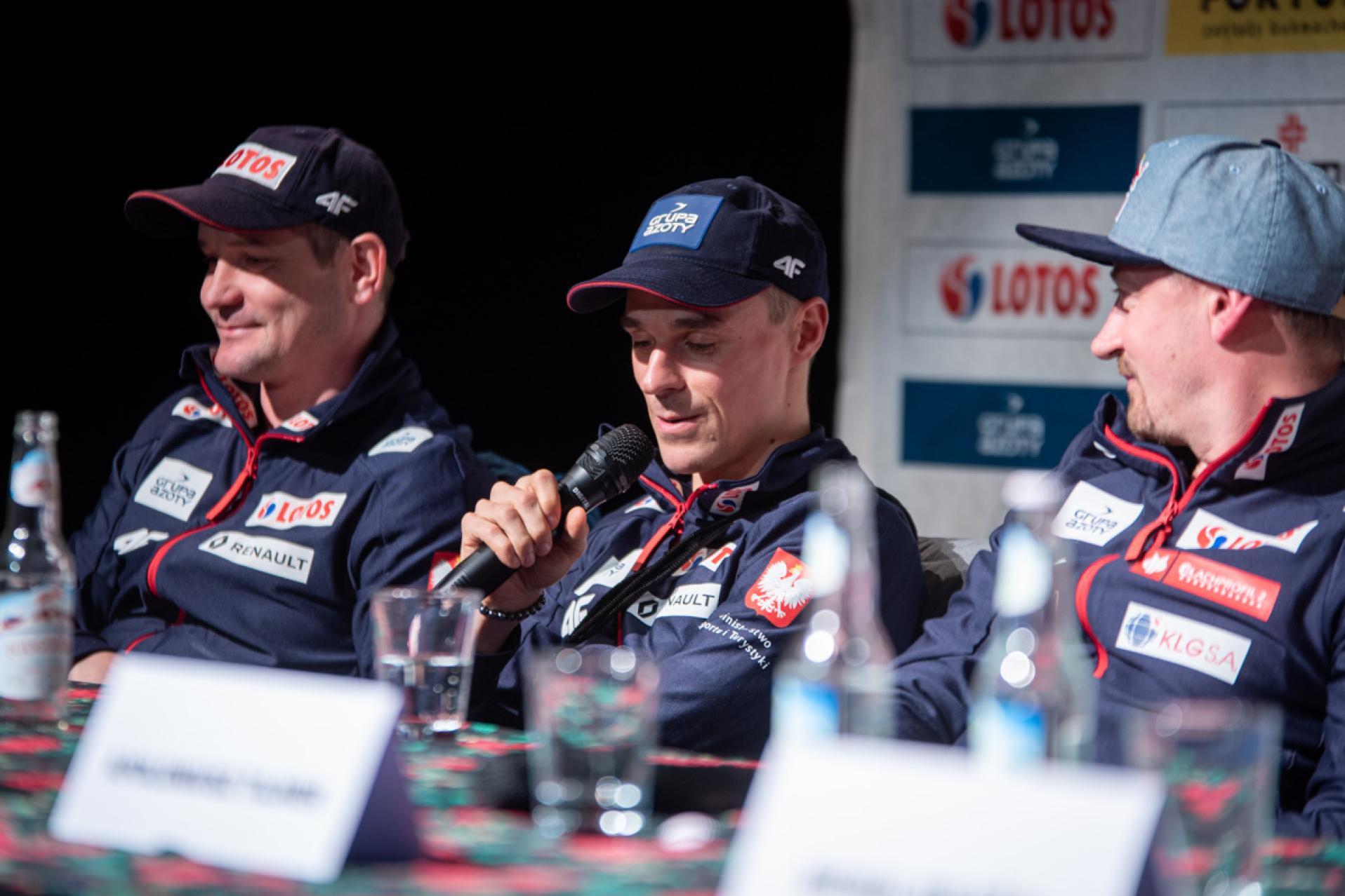 Piotr Żyła dziesiąty w konkursie Pucharu Świata w Bad Mitterndorf. Zwyciężył Domen Prevc