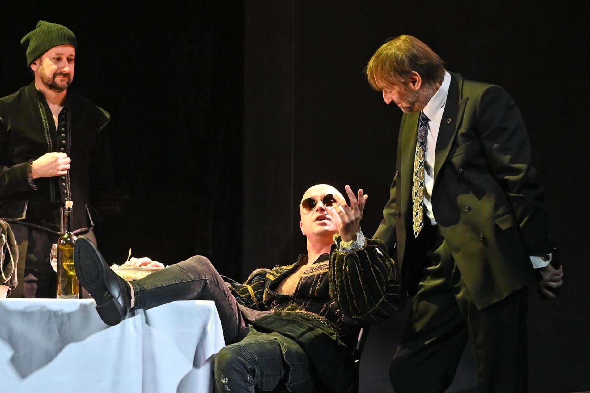 Szekspir inaczej. "Burza" w Bagateli