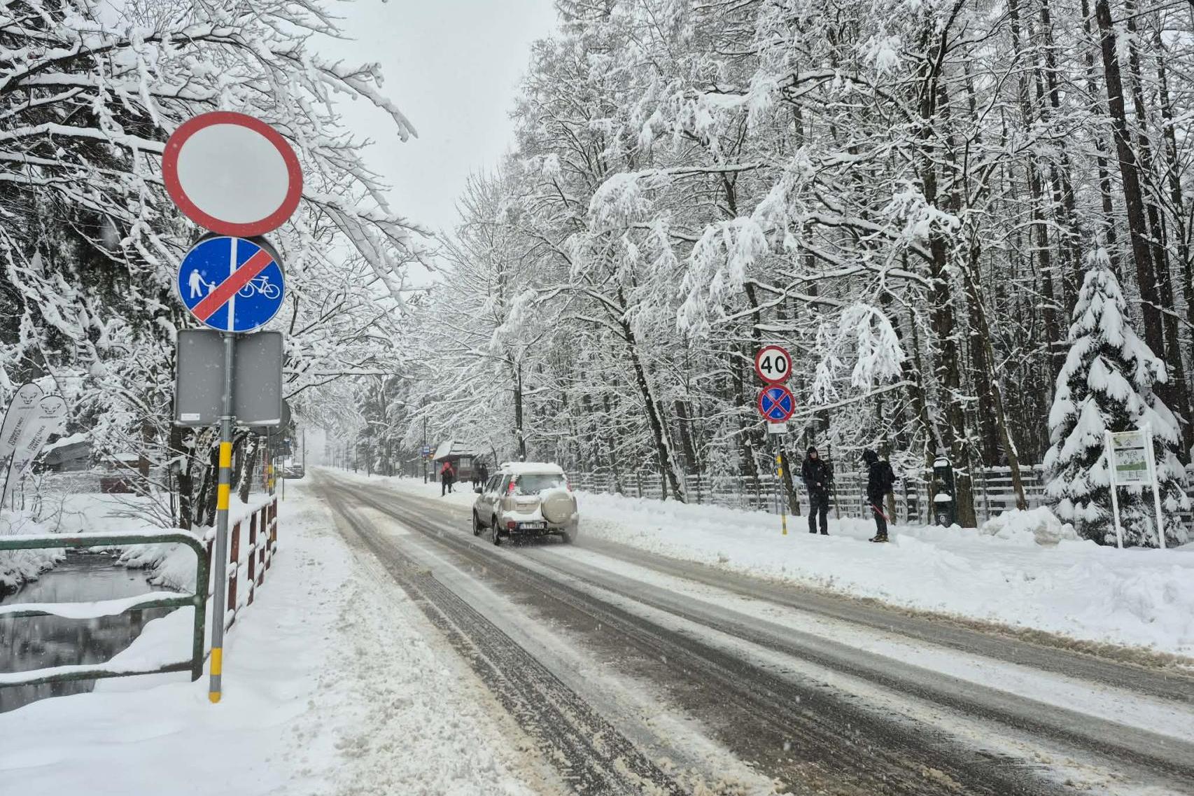 Deszcz i śnieg. Pogoda w sobotę nie będzie łaskawa