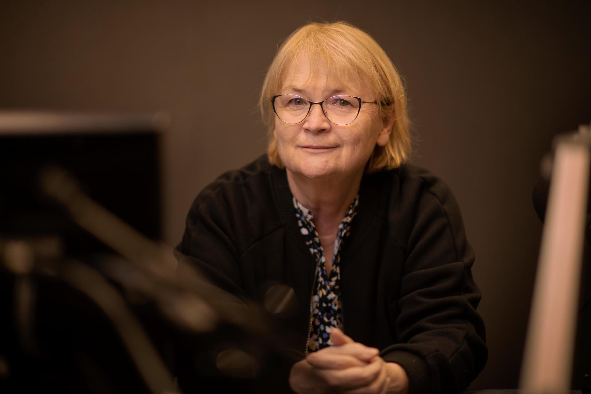 Barbara Gawryluk podczas spotkania autorskiego. Zdjęcie Edyty Dufaj