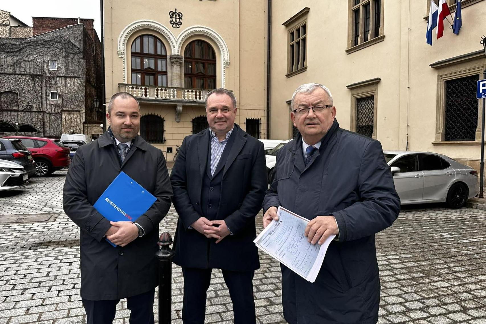 Kolejna kasacja w sprawie SCT. Do wojewody dołącza poseł PiS