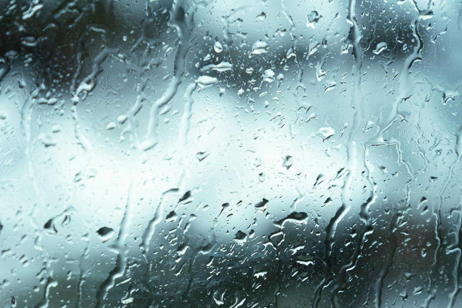 Chłodna i wilgotna środa w Małopolsce. Noc znowu przyniesie spore spadki temperatur