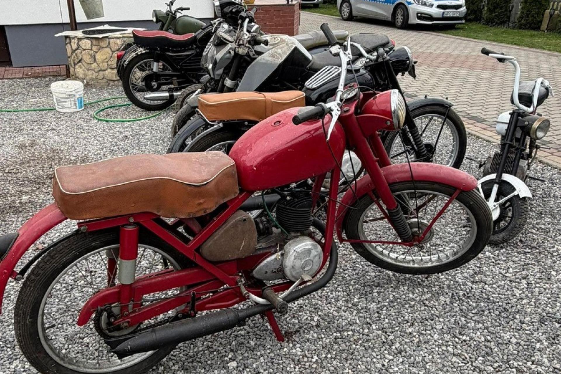 Kradli, co popadnie. Szajka z Powiśla Dąbrowskiego w rękach policji