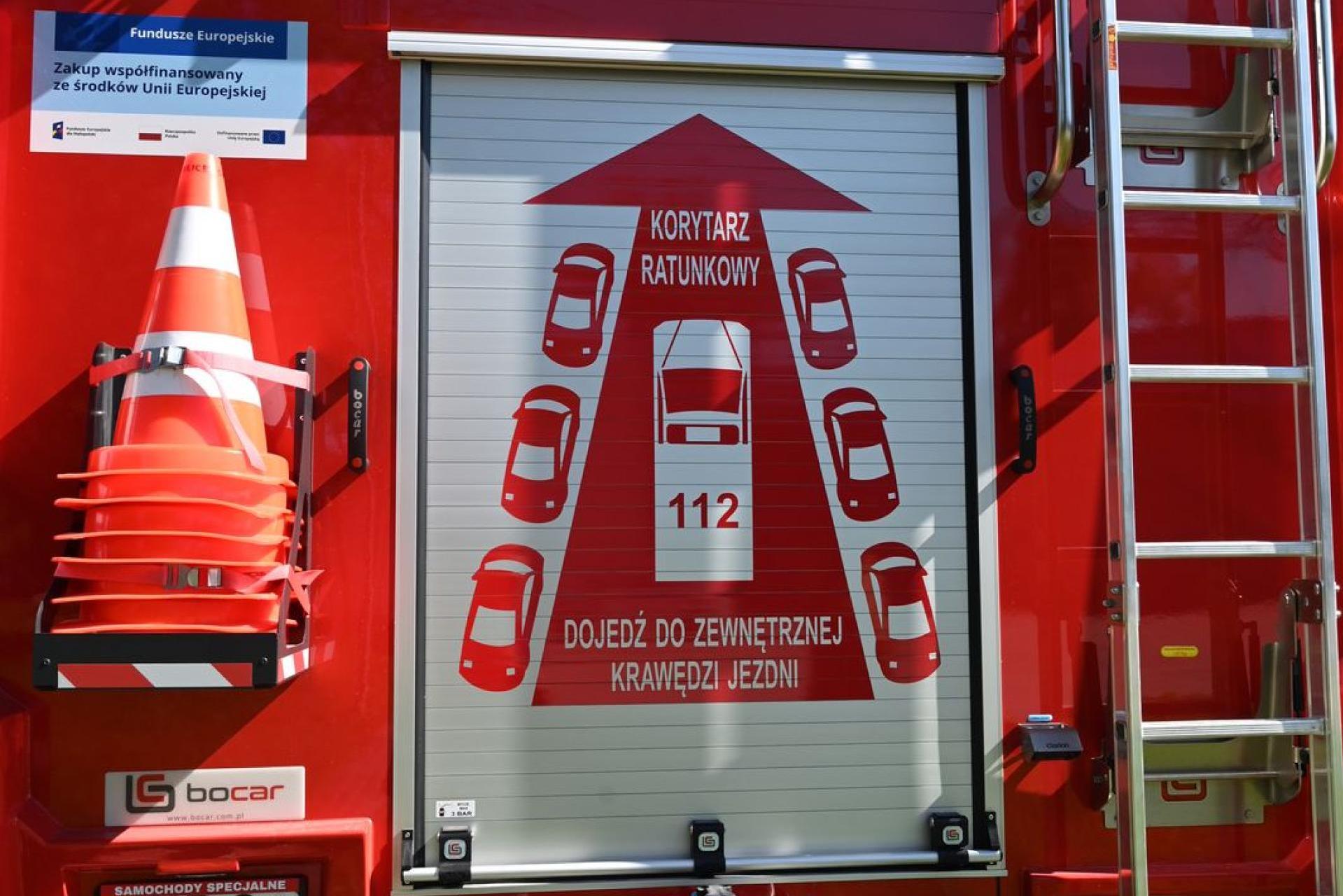 Nawet w okresie świątecznym strażacy wyjeżdżają do pożarów traw