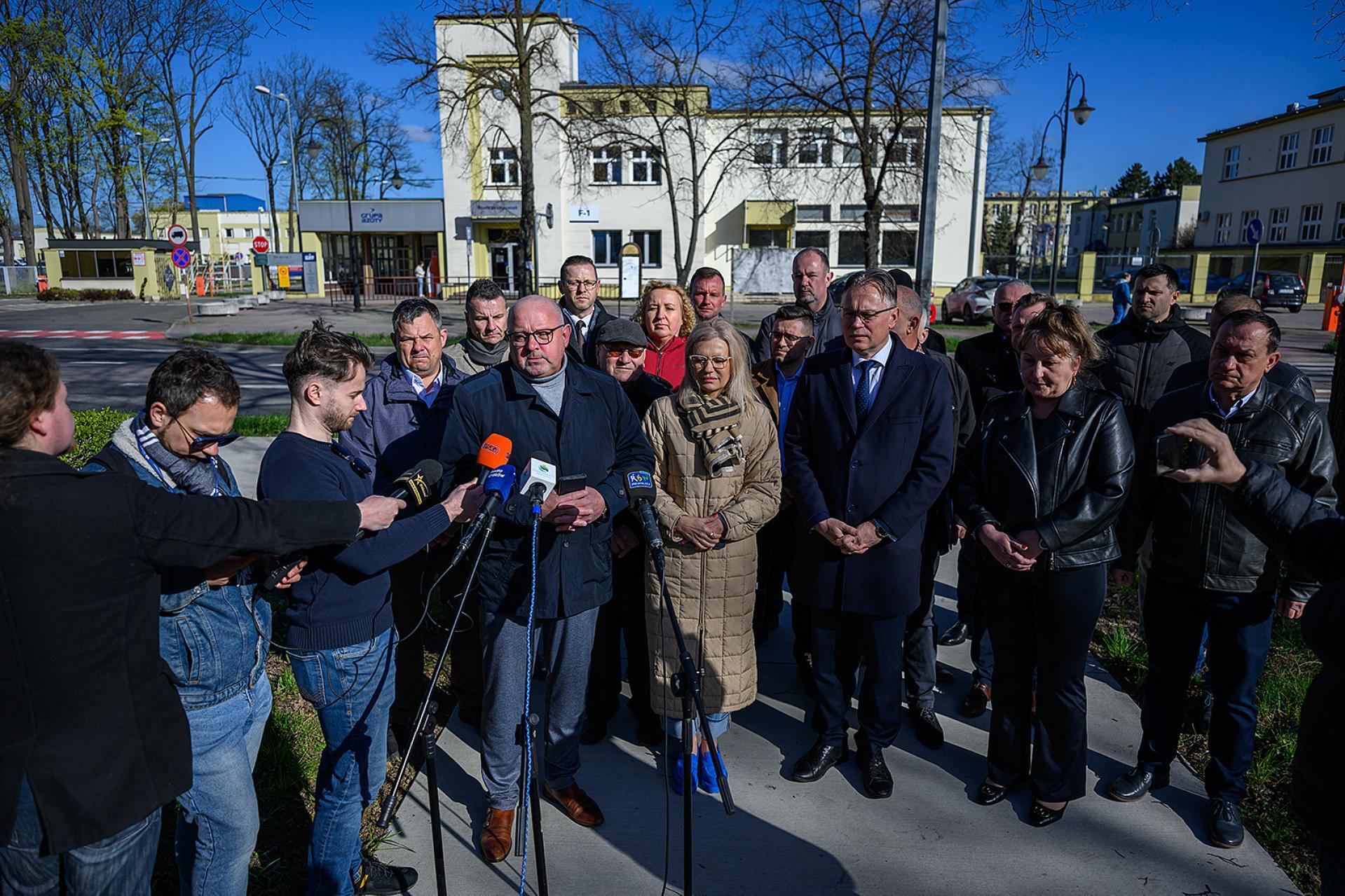 ?Kula u nogi?? Związkowcy z Tarnowa nie wierzą w tłumaczenia prezesa