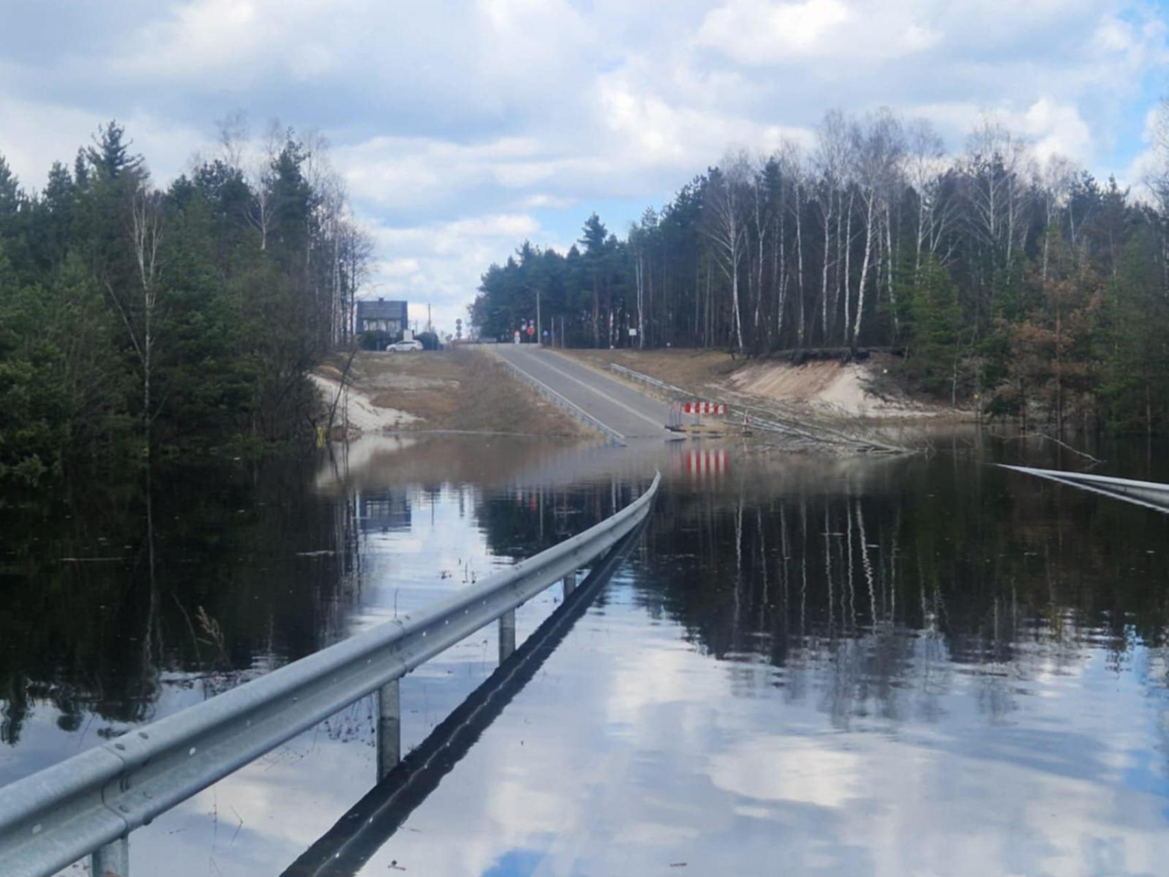 Zalana obwodnica w Bolesławiu. realizowane są ustalenia ws. publicznych pieniędzy