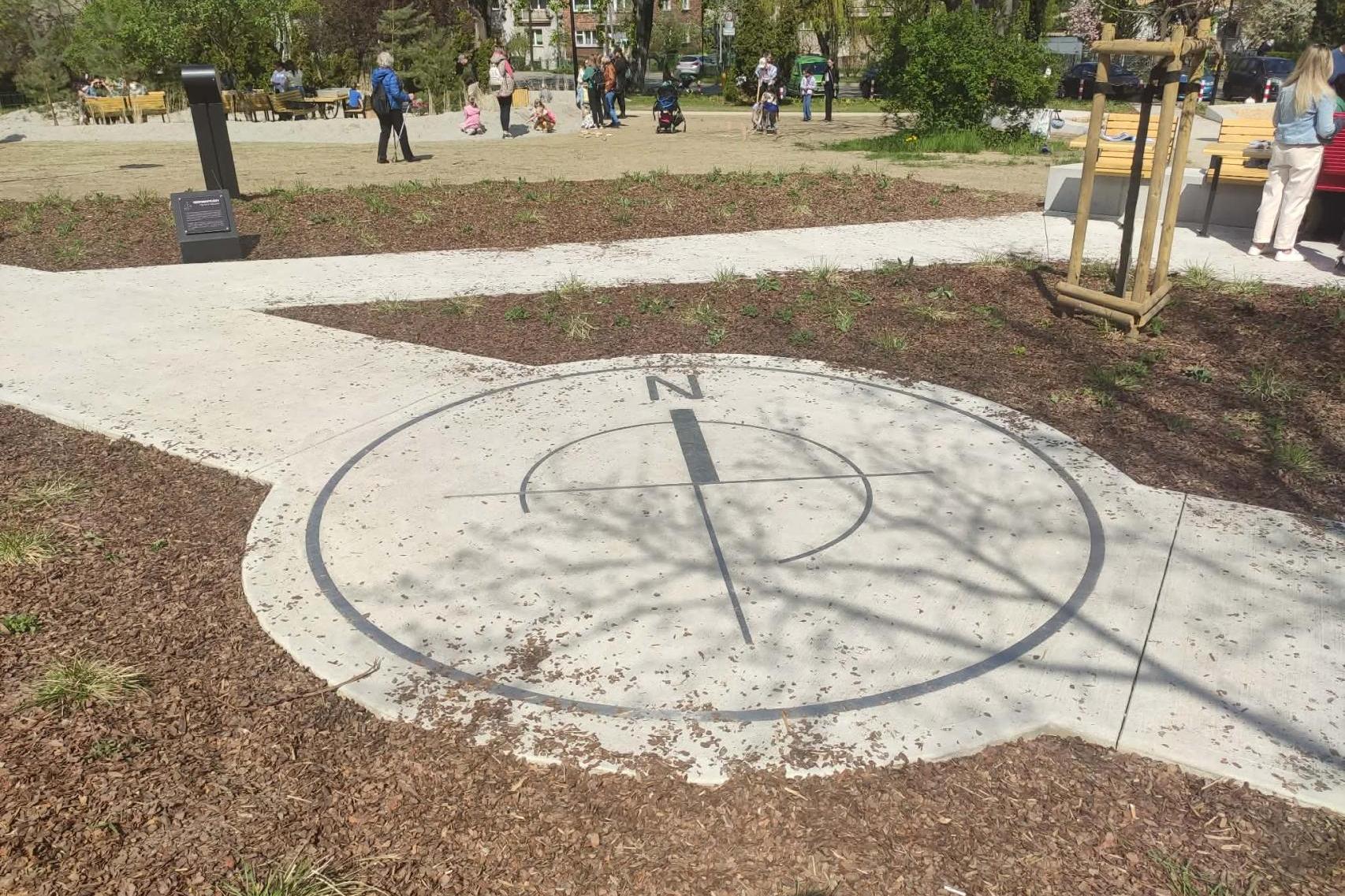 Geograficzny Ogród Krakowian otwarty. Miejsce, gdzie spotykają się południk i równoleżnik