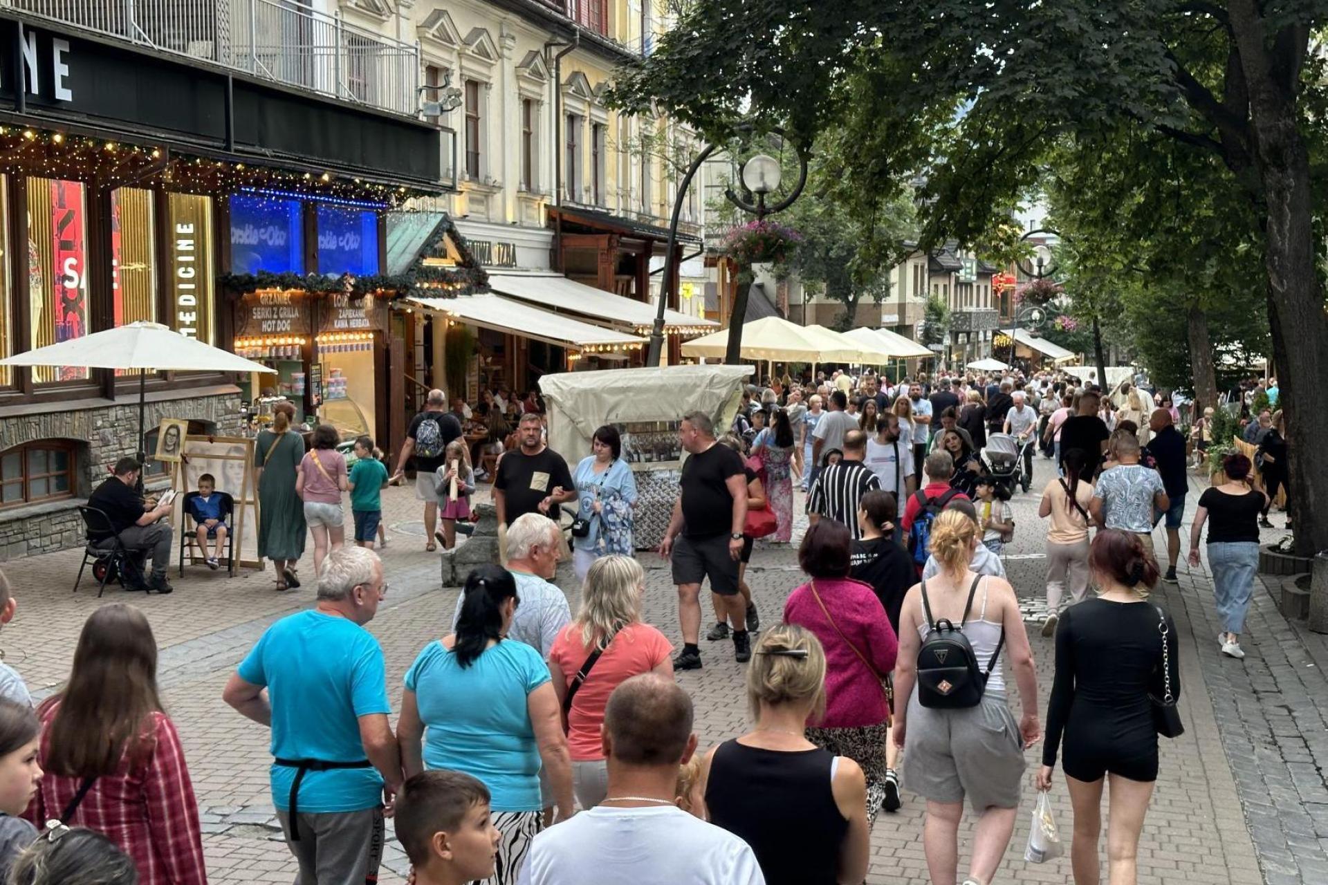 Hotele zapełnione, ale bez rekordów pod Tatrami. Krótka majówka studzi optymizm